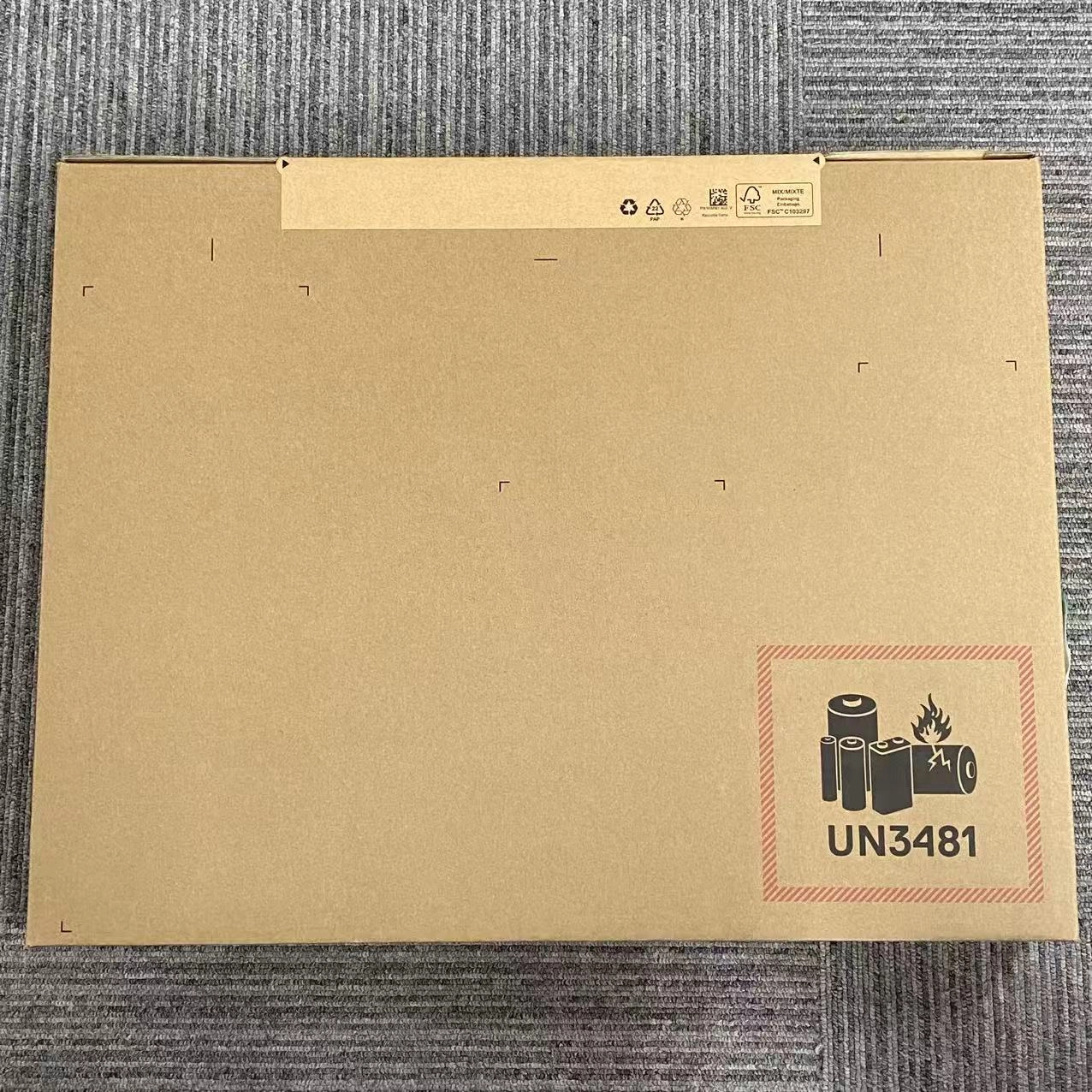 Dell 15 DC15250 ND25-FWHBS 512GB プラチナシルバー 未開封未使用品