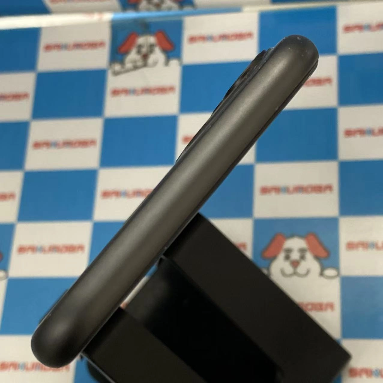 iPhone11 64GB ブラック MWLT2J/A AU版SIMフリー au