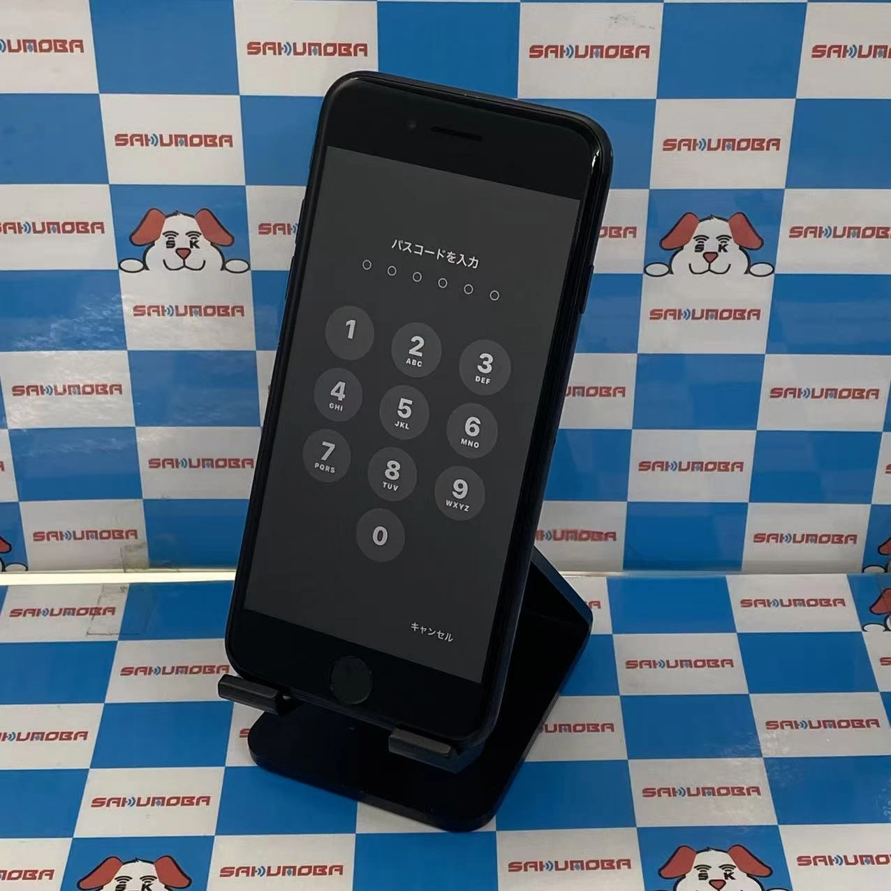 iPhone7 32GB ブラック NNCE2J/A docomoジャンク品