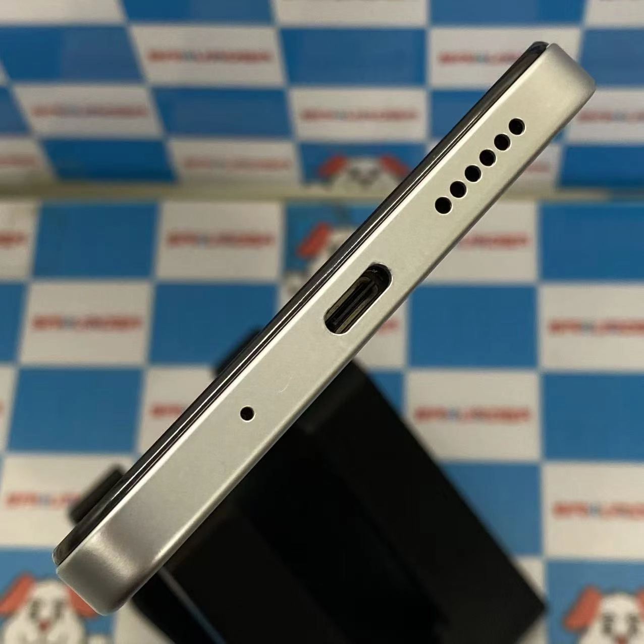 Xiaomi Redmi 12 5G 4GB/128GB ポーラーシルバー XIG03 AU版SIMフリー 美品