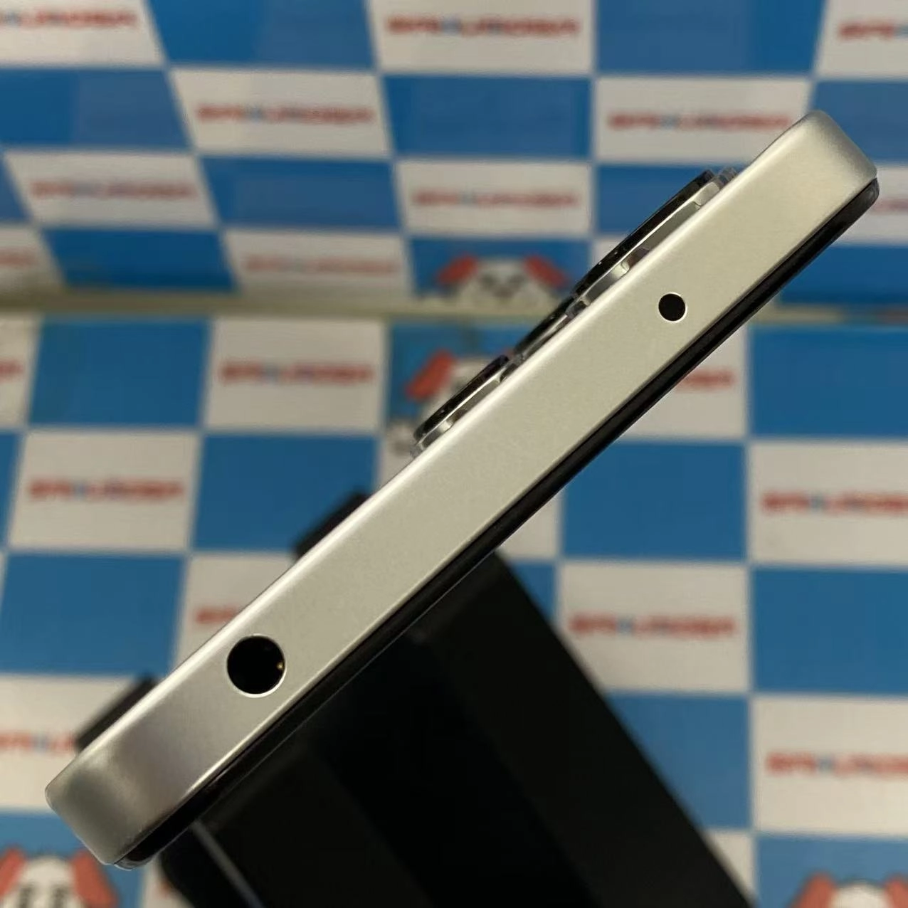 Xiaomi Redmi 12 5G 4GB/128GB ポーラーシルバー XIG03 AU版SIMフリー 美品