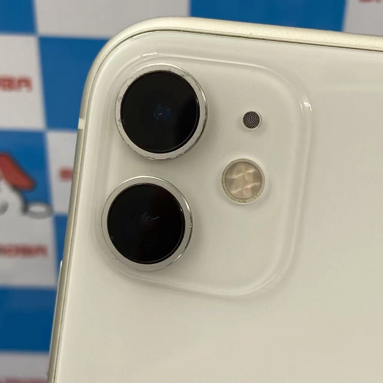 iPhone11 64GB ホワイト MWLU2J/A SoftBank版SIMフリー ジャンク品