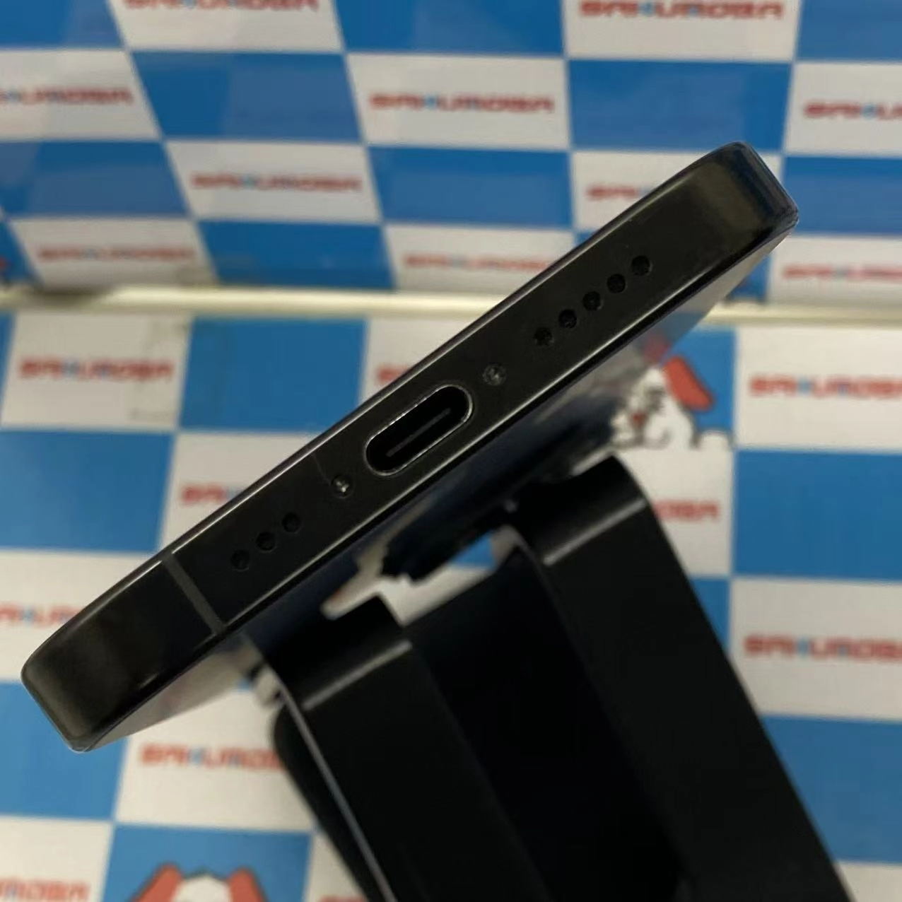 iPhone16 Pro 256GB ブラックチタニウム MYN03J/A SIMフリー美品