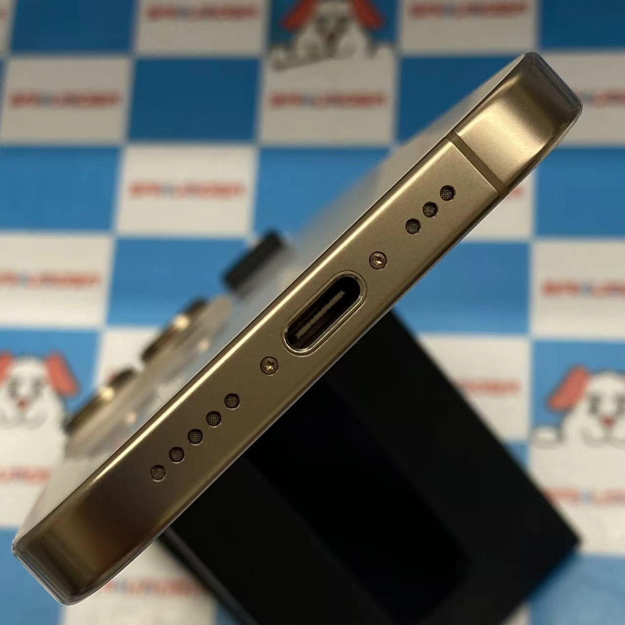 iPhone16 Pro 256GB デザートチタニウム MYN23J/A SIMフリー美品