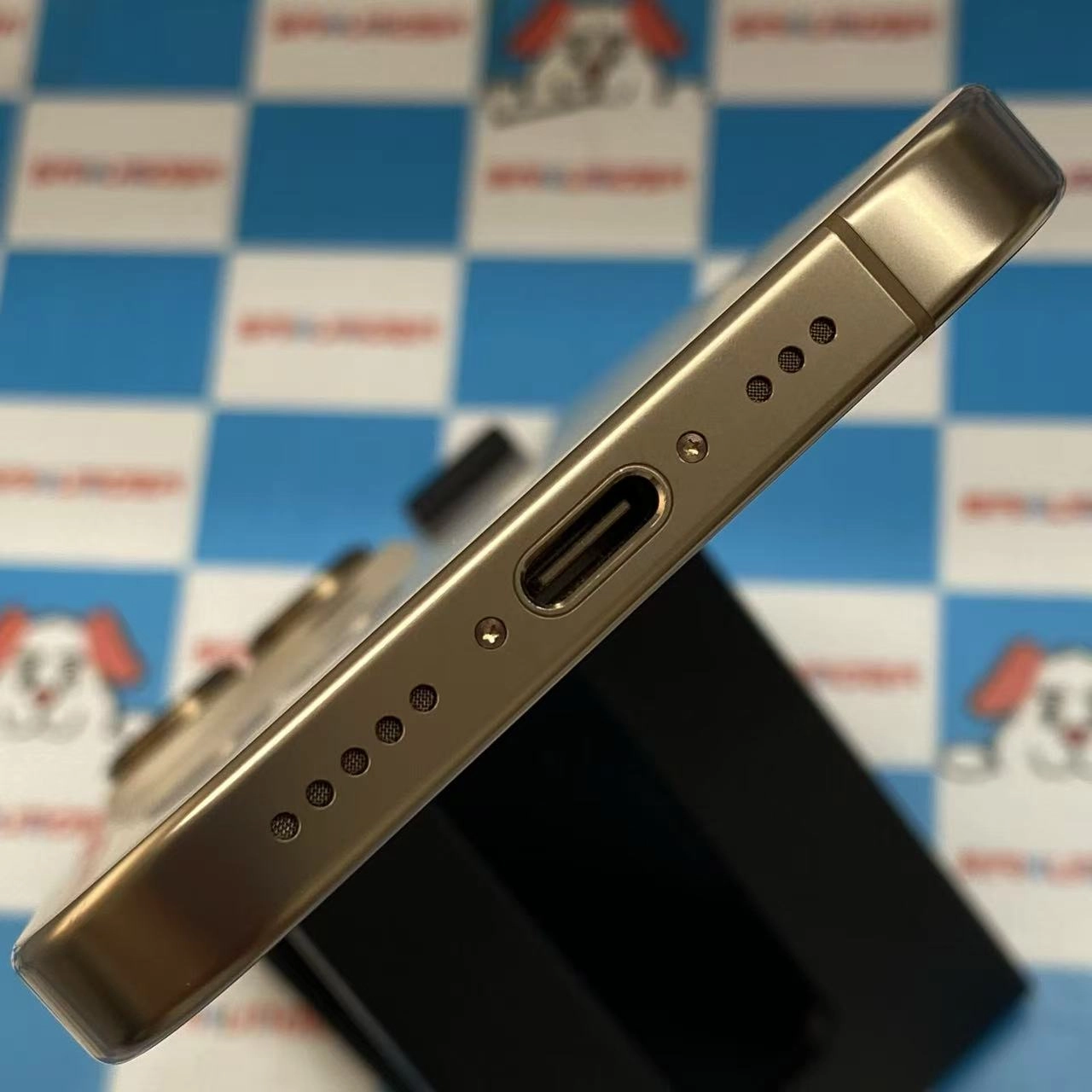 iPhone16 Pro 128GB デザートチタニウム MYMX3J/A SIMフリー 新品同様