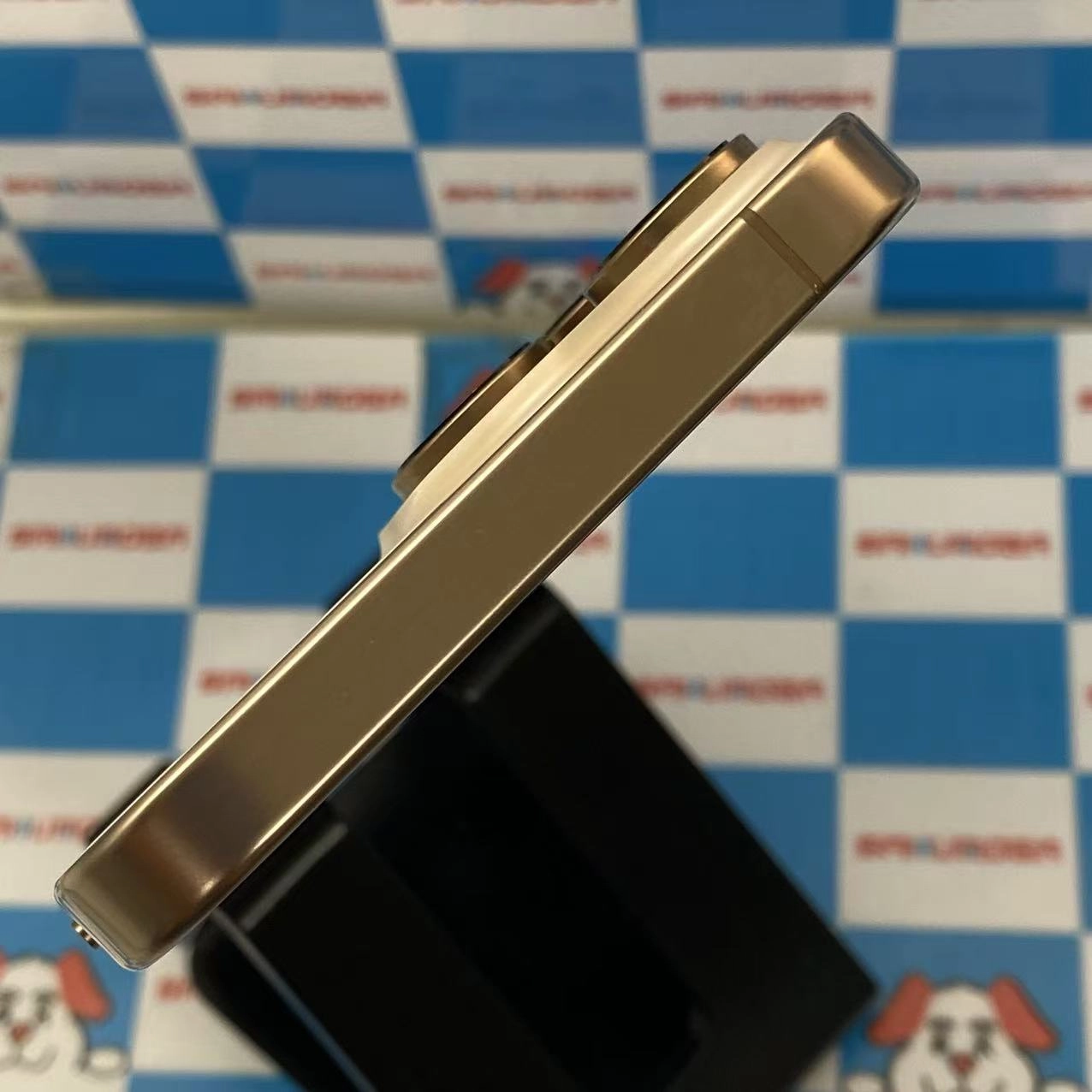 iPhone16 Pro Max 256GB デザートチタニウム MYW53LL/A 海外版SIMフリー新品同様