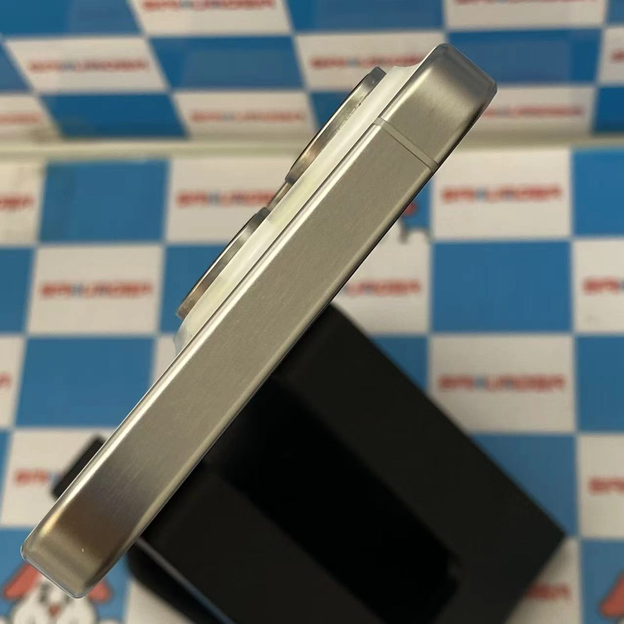 iPhone15 Pro 128GB ホワイトチタニウム MTU83J/A AU版SIMフリー 美品 au