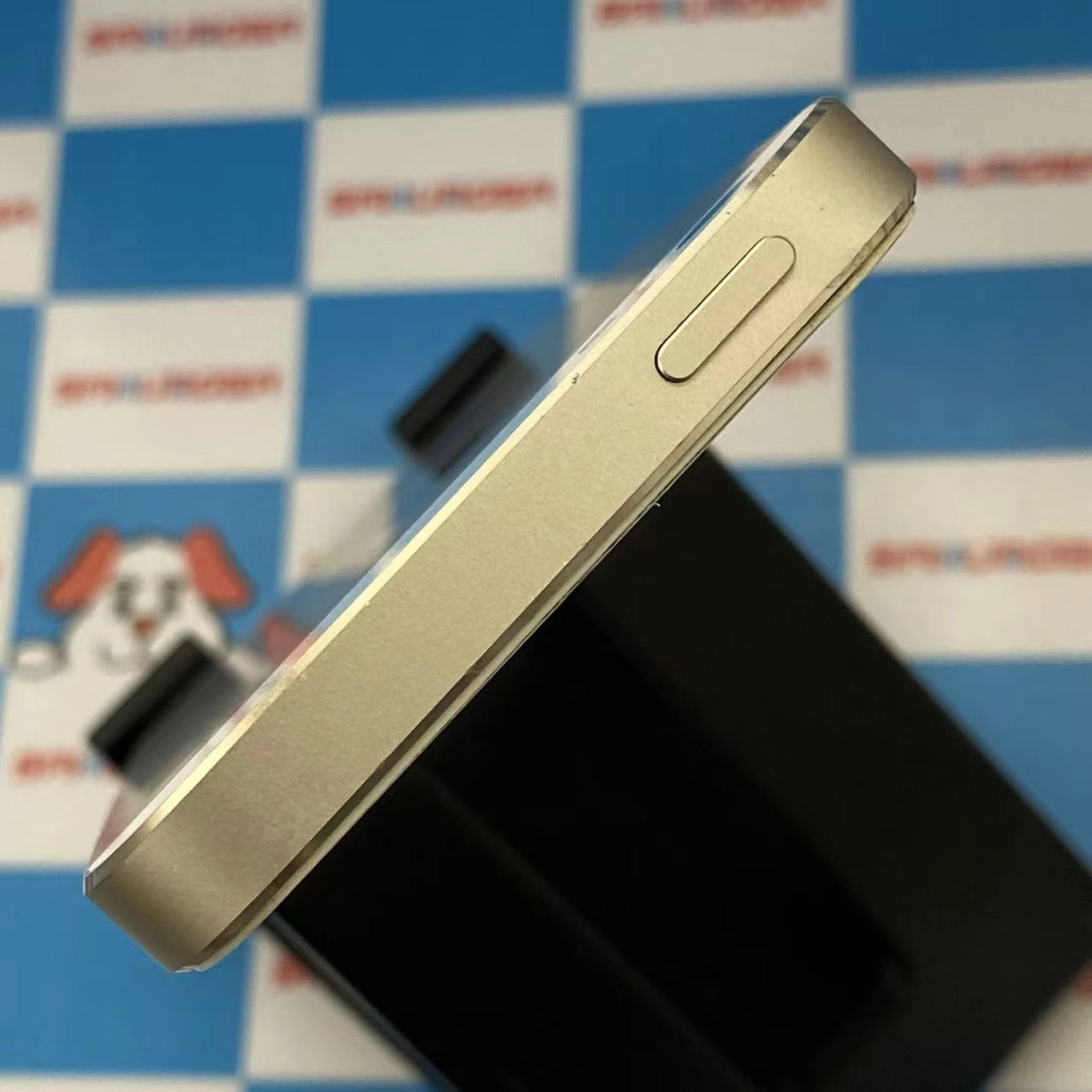 iPhone5s 64GB ゴールド ME340J/A docomo