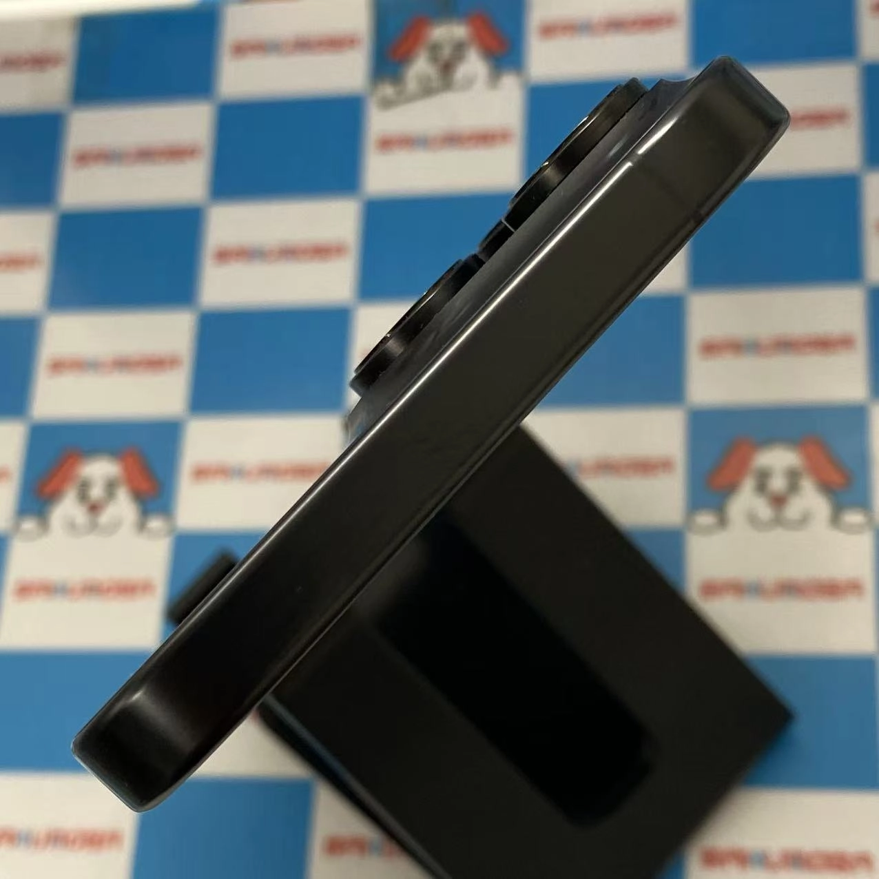 iPhone16 Pro Max 512GB ブラックチタニウム MYWL3J/A SIMフリー 美品