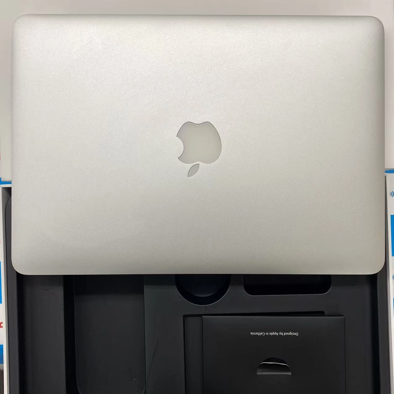 MacBook Pro 13インチ Early2015 Corei5 2.7GHz 8GB/128GB シルバー MF839J/A