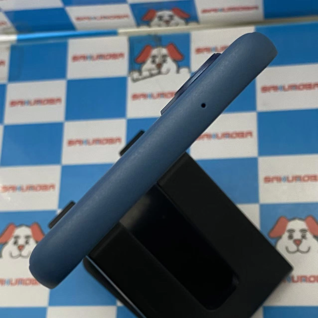 arrows We2 4GB/64GB ライトブルー F-52E docomo版SIMフリー 新品同様