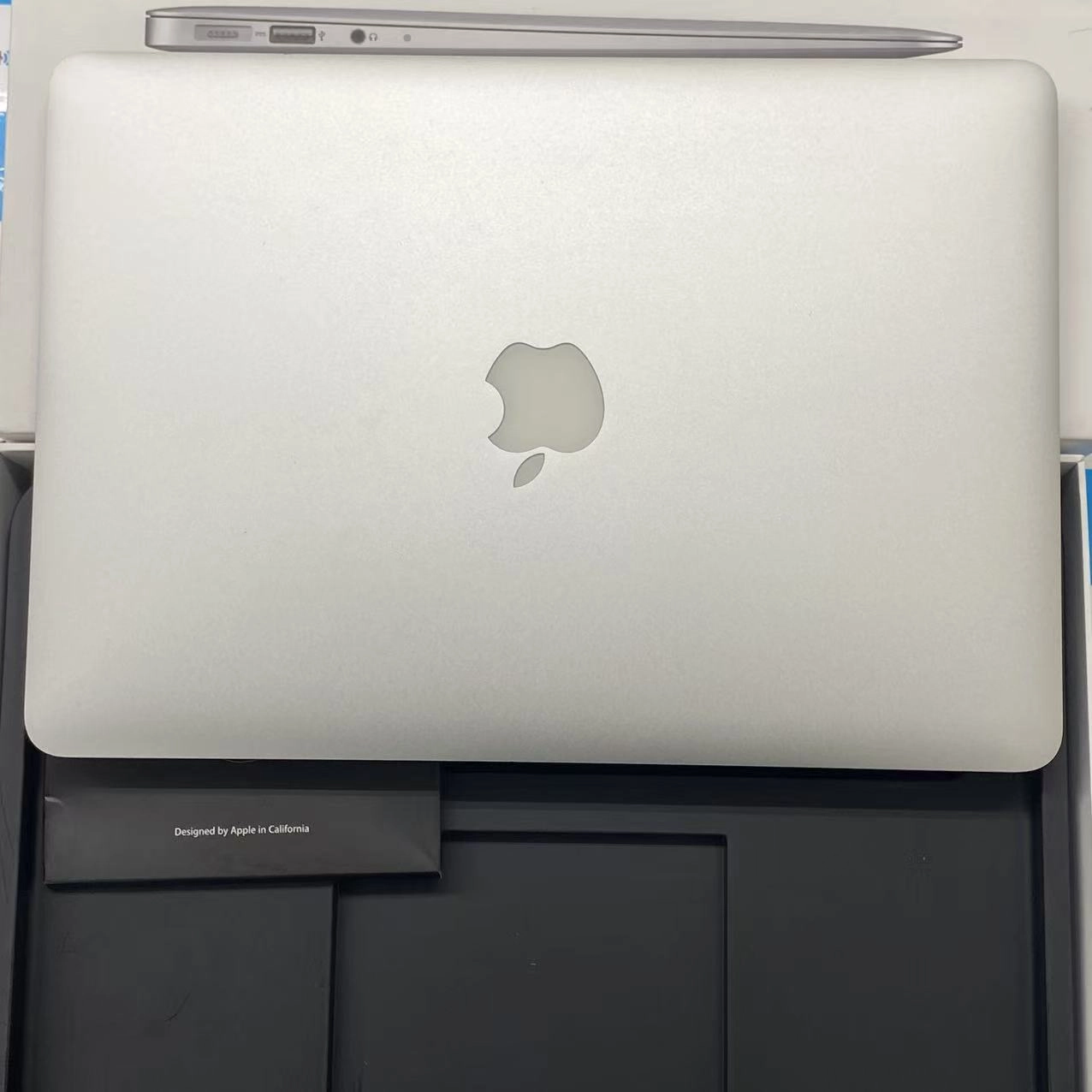 MacbookAir 13インチ 2012年モデル Core i5 4GB/128GB シルバー MD231J/A 訳あり品