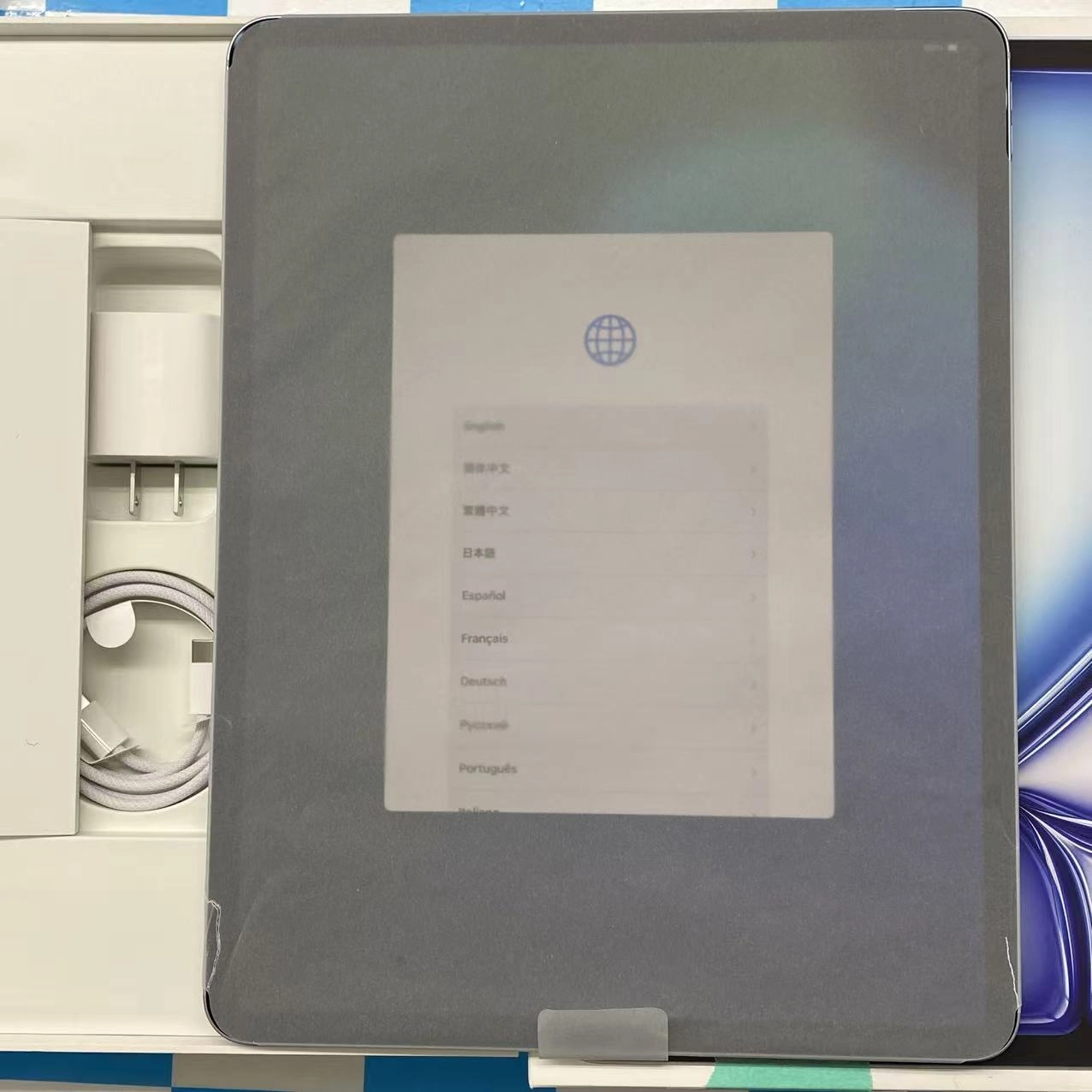 iPad Air 13インチ 第7世代 Wi-Fi + Cellular 128GB ブルー MCJ24J/A SoftBank版SIMフリー 訳あり開封未使用品