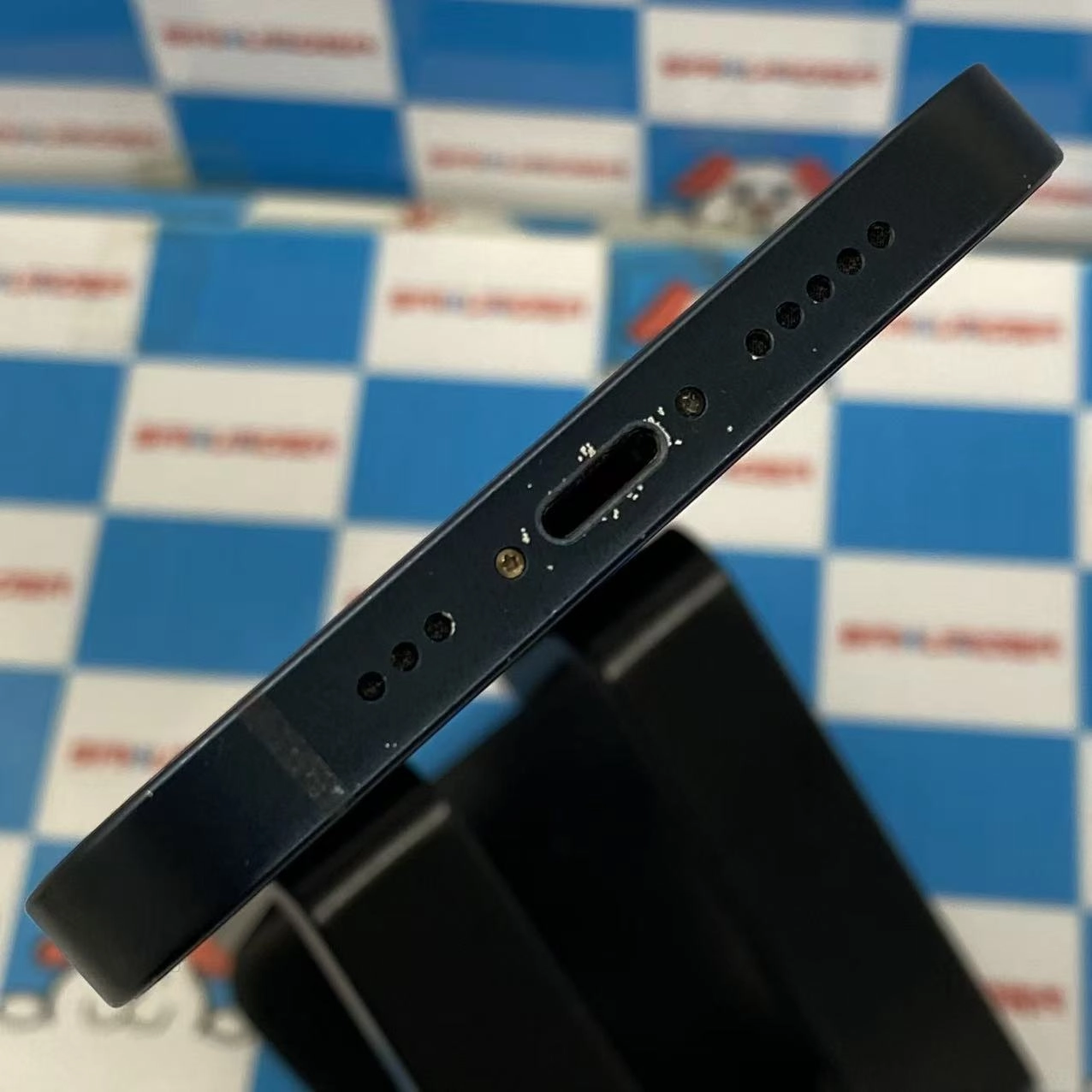 iPhone13 128GB ミッドナイト MLNC3J/A docomo版SIMフリー ジャンク品