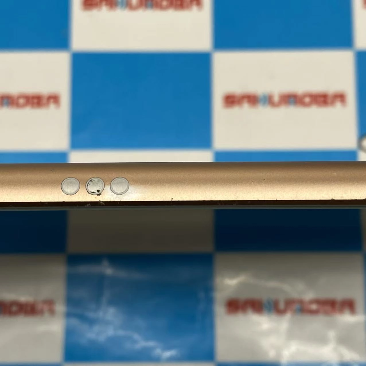 iPad 第8世代 Wi-Fiモデル 32GB ゴールド PYLC2X/A ジャンク品