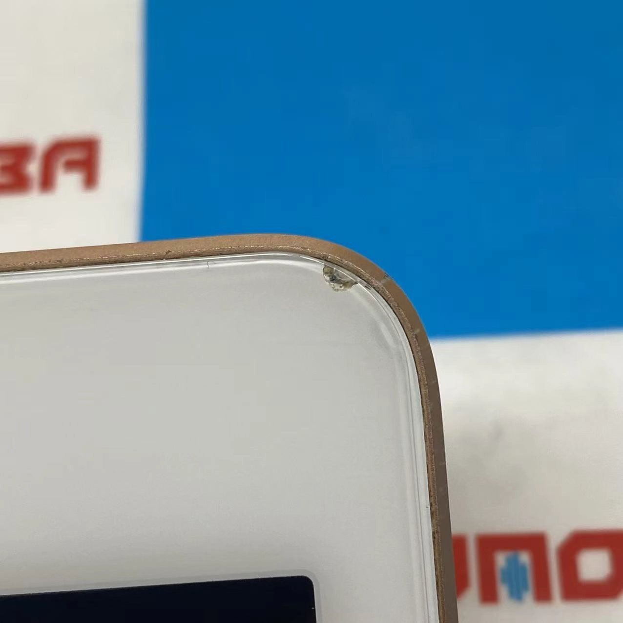 iPad 第8世代 Wi-Fiモデル 32GB ゴールド PYLC2X/A ジャンク品