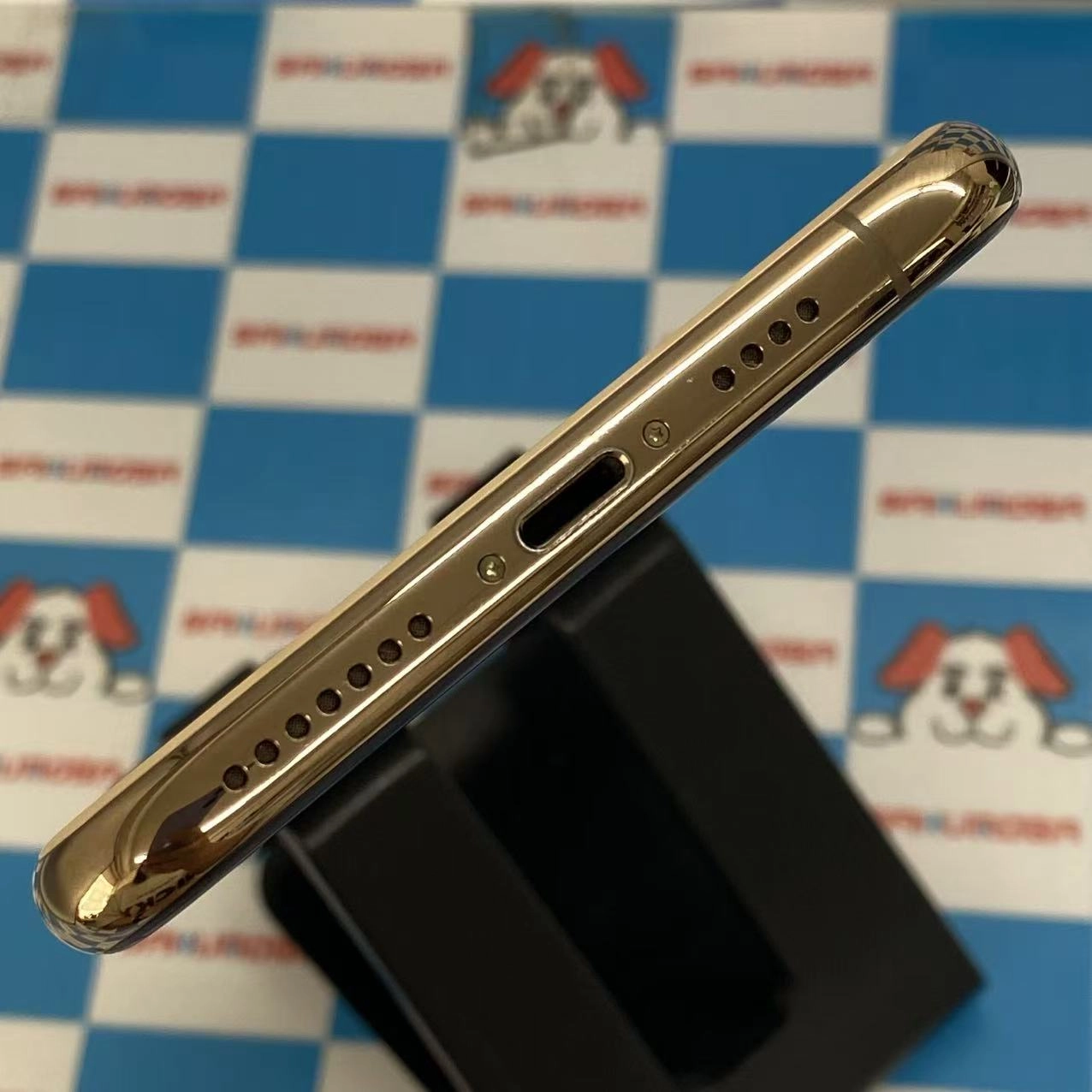 iPhone11 Pro Max 256GB ゴールド MWHL2J/A docomo版SIMフリー