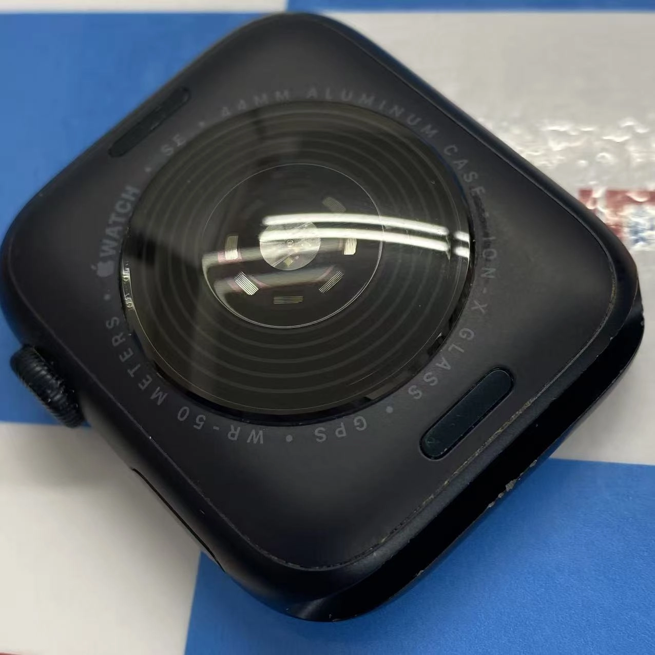 Apple Watch SE 第2世代 44mm GPSモデル 32GB ミッドナイト MNLC3J/A