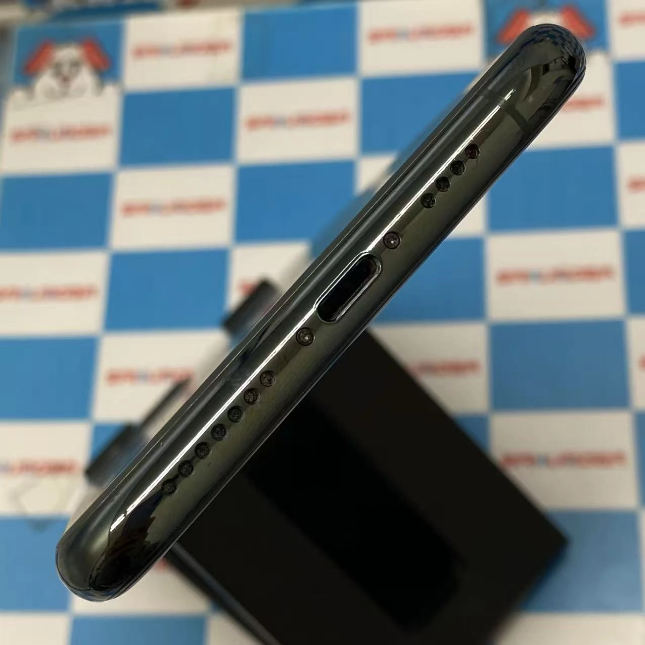 iPhone11 Pro Max 256GB ミッドナイトグリーン MWHM2J/A SoftBank版SIMフリー