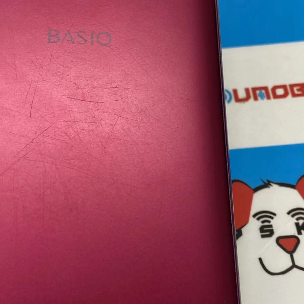 BASIO4 32GB ワインレッド KYV47 AU版SIMフリー