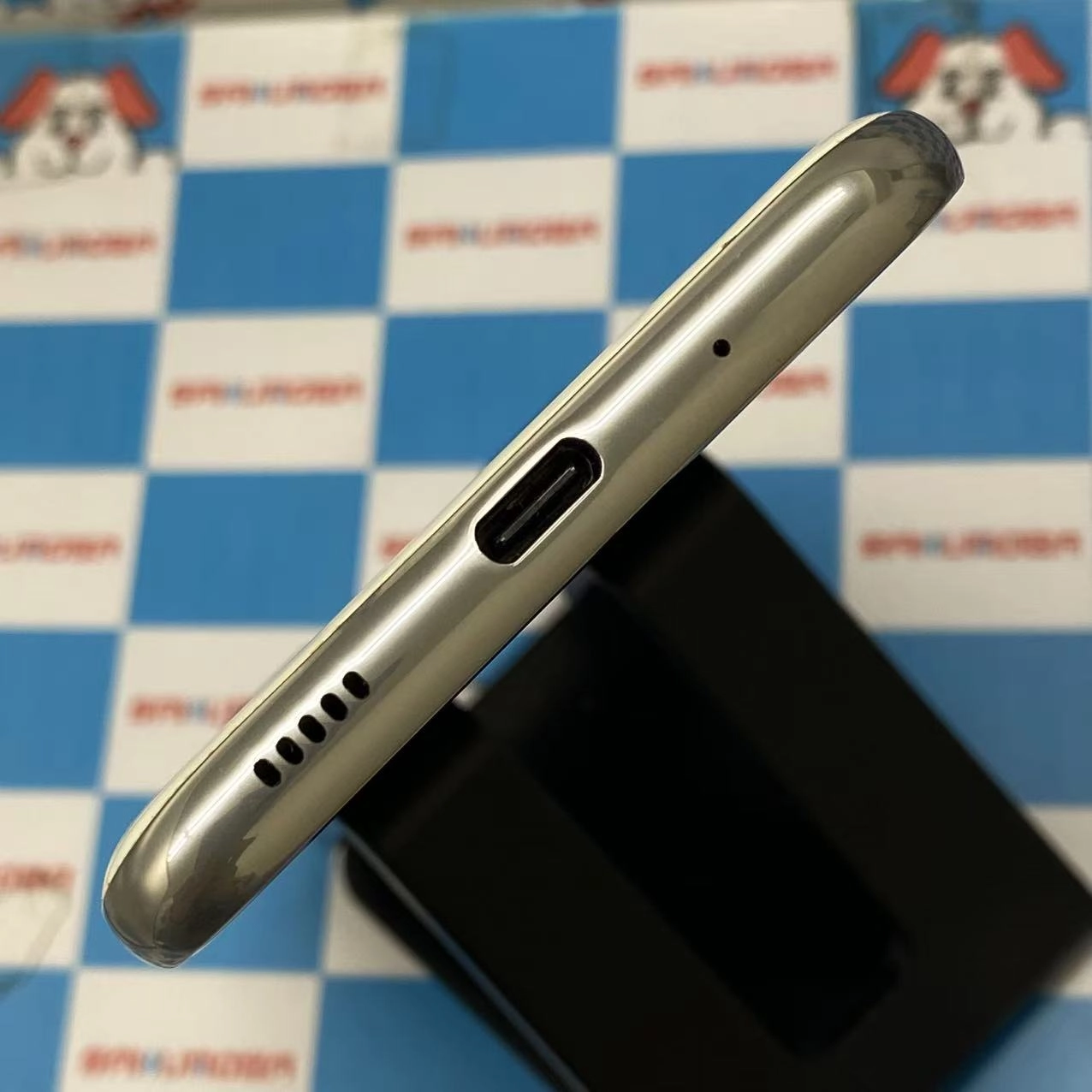 Galaxy A21 64GB ホワイト SCV49 AU版SIMフリー