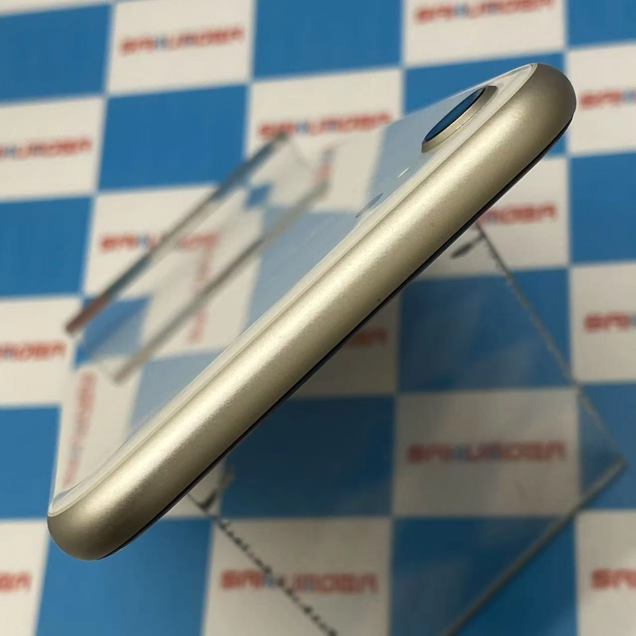 iPhoneSE 第3世代 64GB スターライト MMYD3J/A SoftBank版SIMフリー