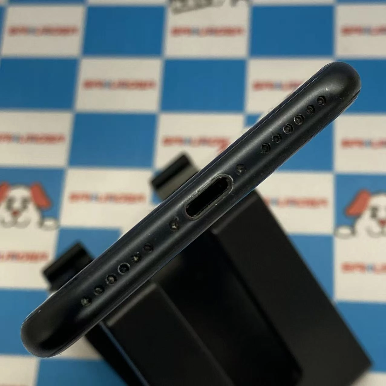 iPhoneSE 第3世代 256GB ミッドナイト MMYJ3J/A SIMロック解除済 楽天モバイル版SIMフリー