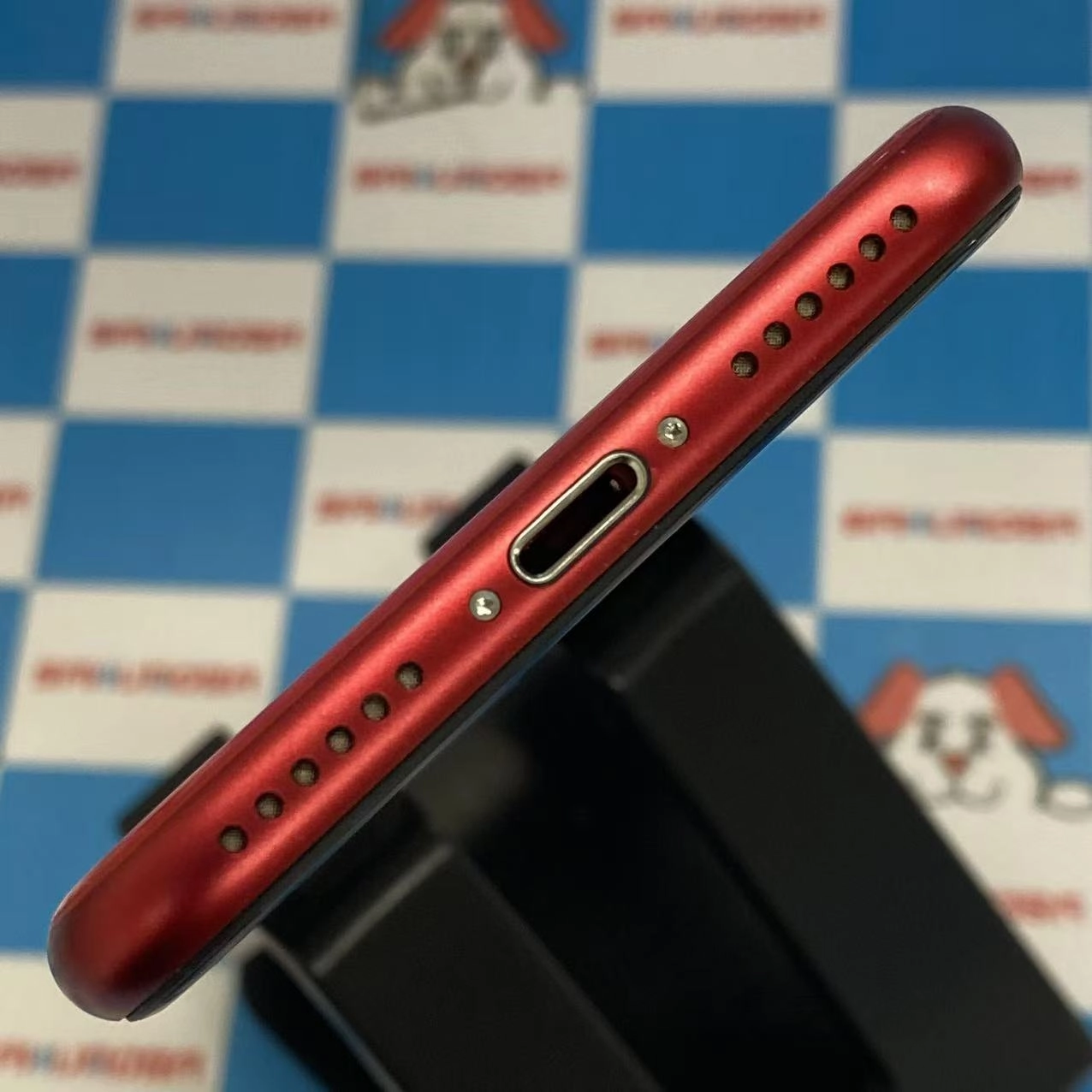 iPhoneSE 第2世代 64GB Product Red MHGR3J/A SIMロック解除済 AU版SIMフリー訳あり品 au