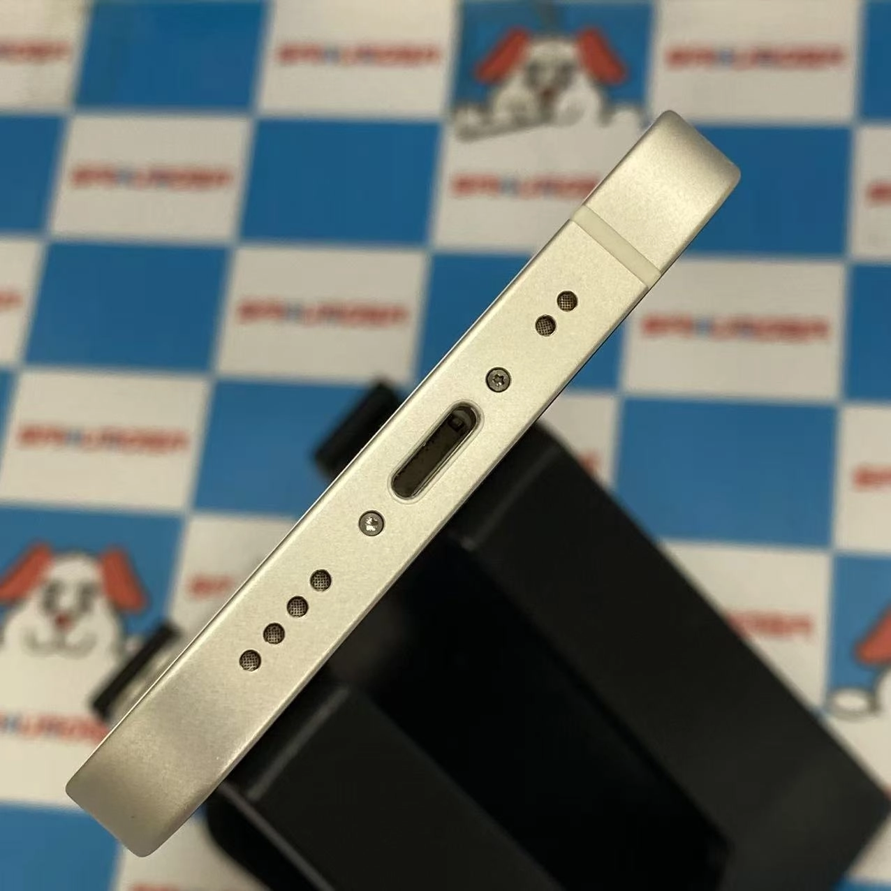 iPhone12 mini 64GB ホワイト MGA63J/A AU版SIMフリー  極美品 au