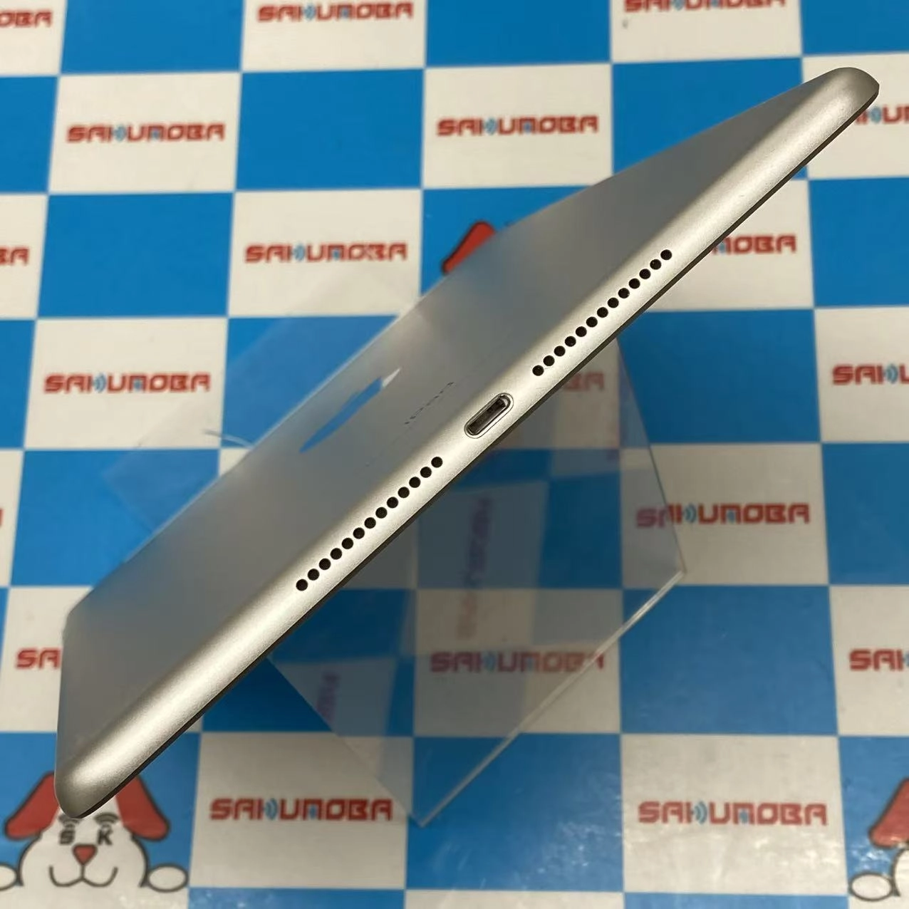 掘り出し物コーナー iPad 第5世代 Wi-Fi+Cellularモデル 32GB シルバー MP1L2J/A SoftBank ジャンク品