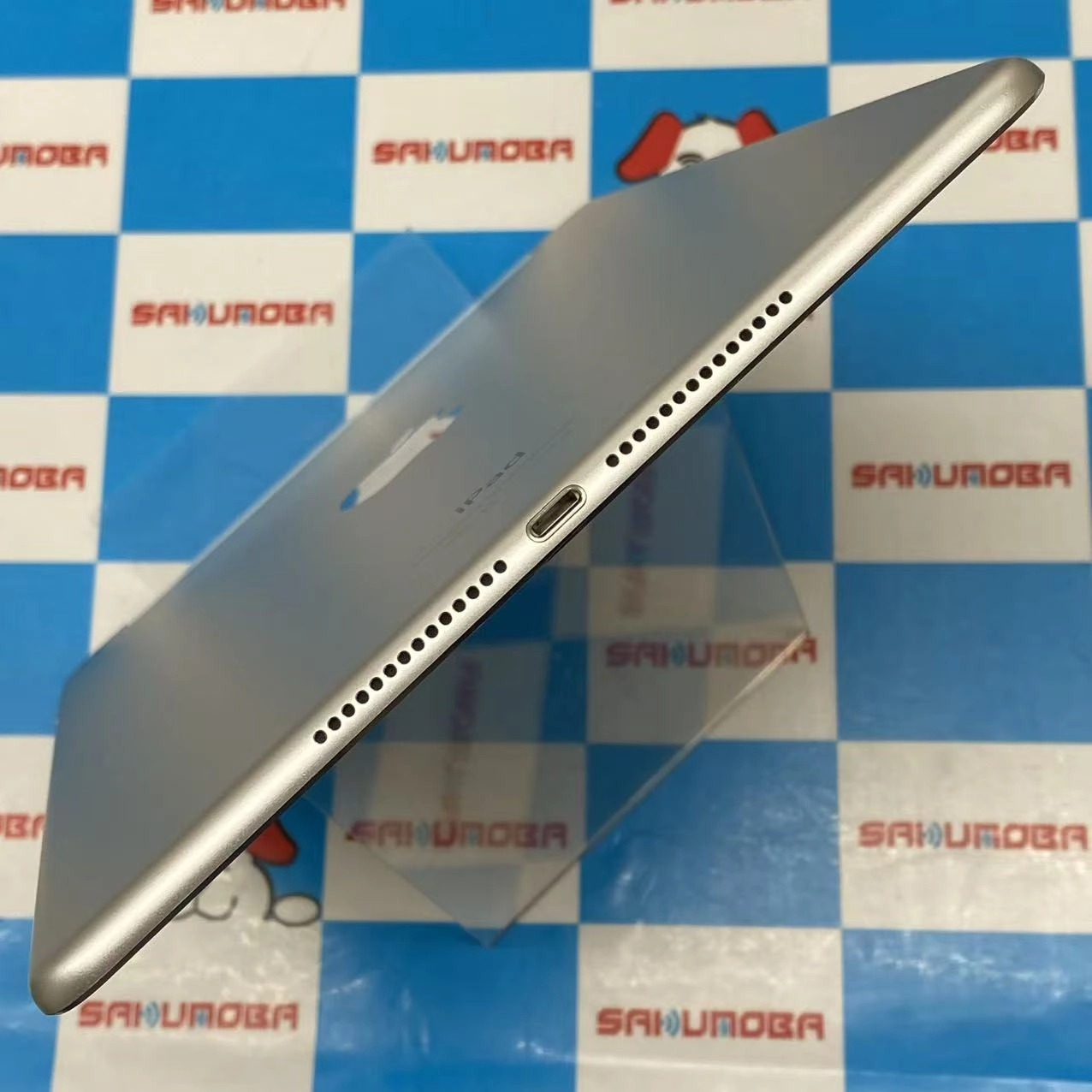 iPad Air 第2世代 Wi-Fi+Cellularモデル 16GB シルバー MGH72J/A SoftBank