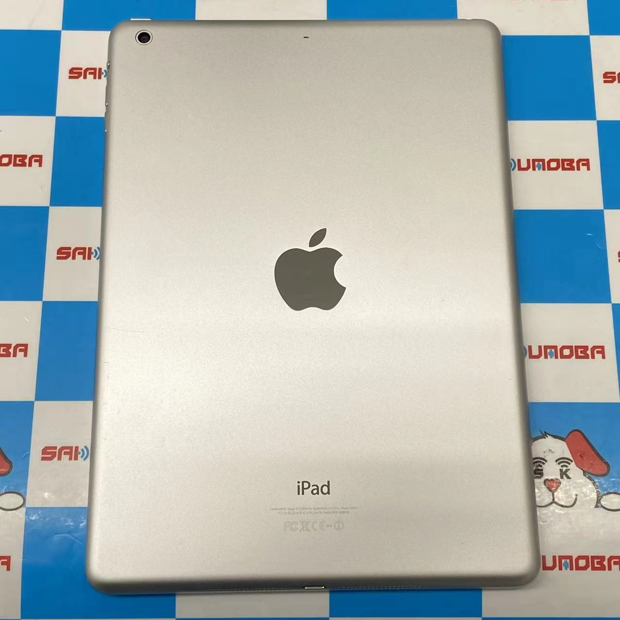 iPad Air 第1世代 Wi-Fiモデル 64GB シルバ- MD790J/A