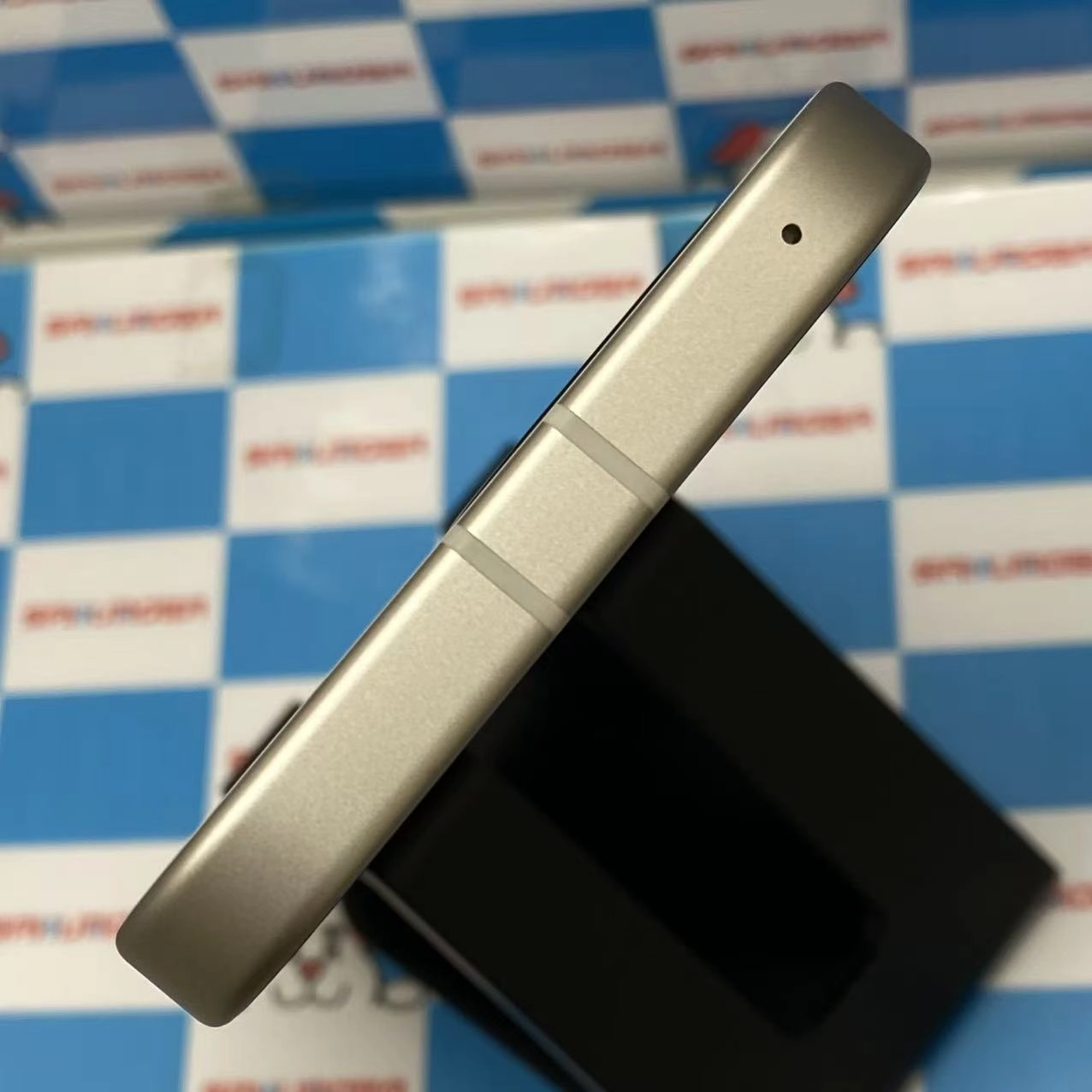 Google Pixel 9a 8GB/128GB ポーセリン G3Y12 docomo版SIMフリー 新品同様