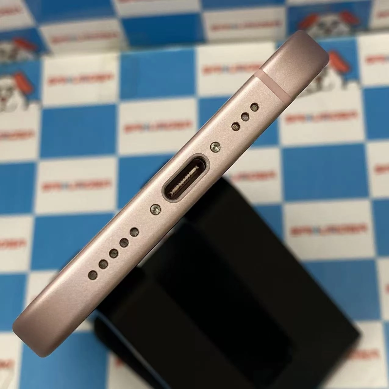 iPhone15 128GB ピンク NTMJ3J/A AU版SIMフリー 極美品