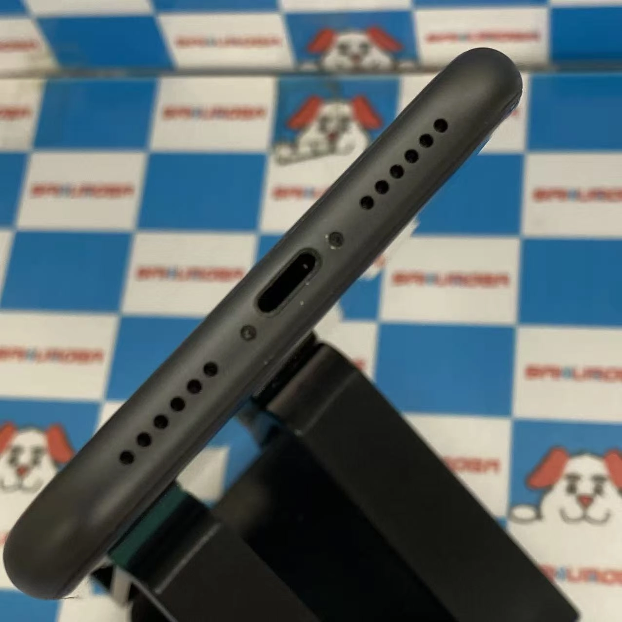 掘り出し物コーナー iPhone11 64GB ブラック NWLT2J/A au ジャンク品