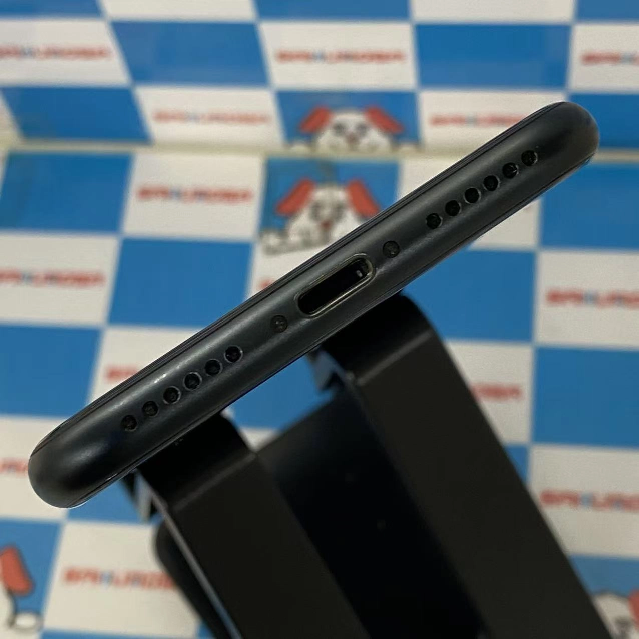 iPhoneSE 第3世代 128GB ミッドナイト MMYF3J/A SoftBank版SIMフリー