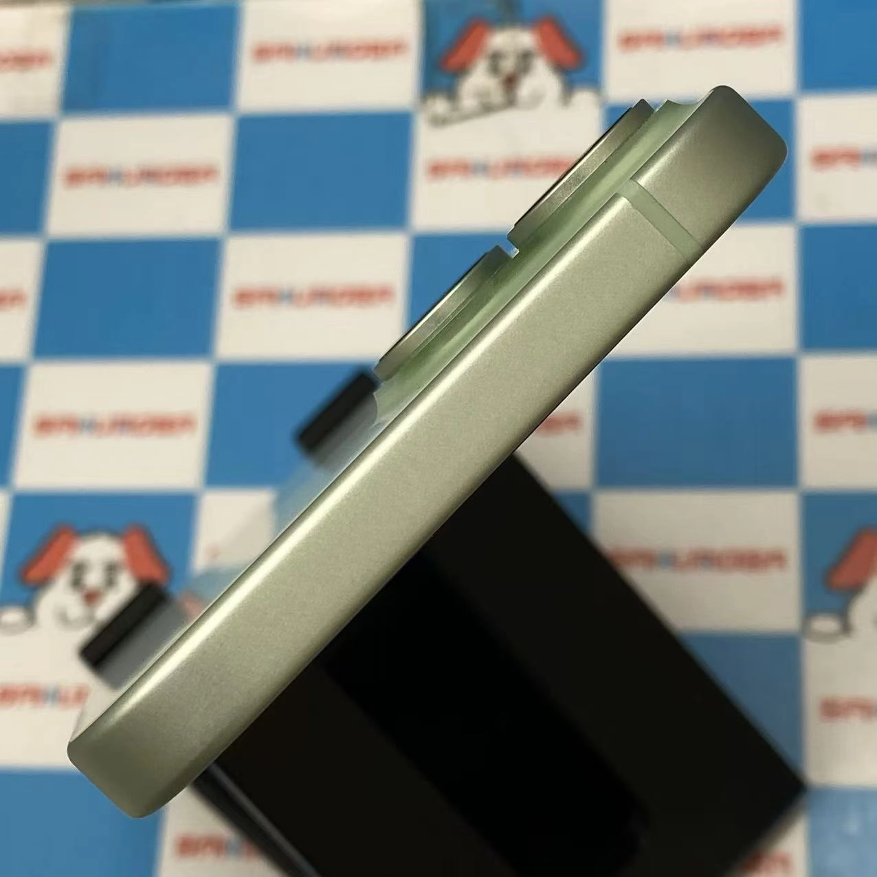 iPhone15 128GB グリーン MTMM3J/A docomo版SIMフリー 美品