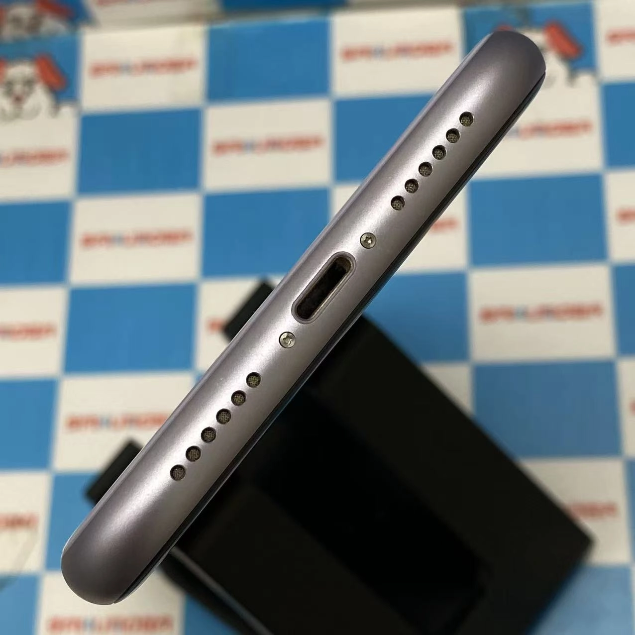 iPhone11 256GB パープル MWMC2J/A docomo版SIMフリー 美品