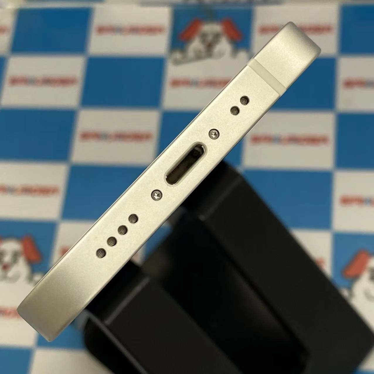 iPhone12 mini 64GB ホワイト MGA63J/A docomo版SIMフリー 極美品