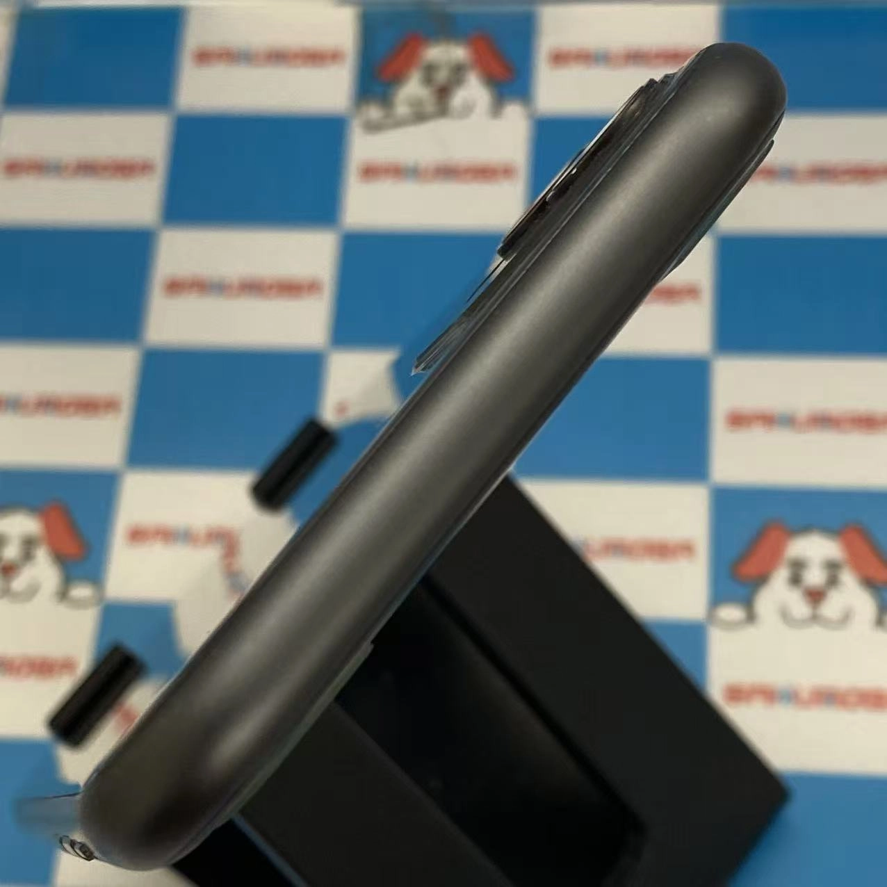 iPhone11 256GB ブラック MWM72J/A AU版SIMフリー au