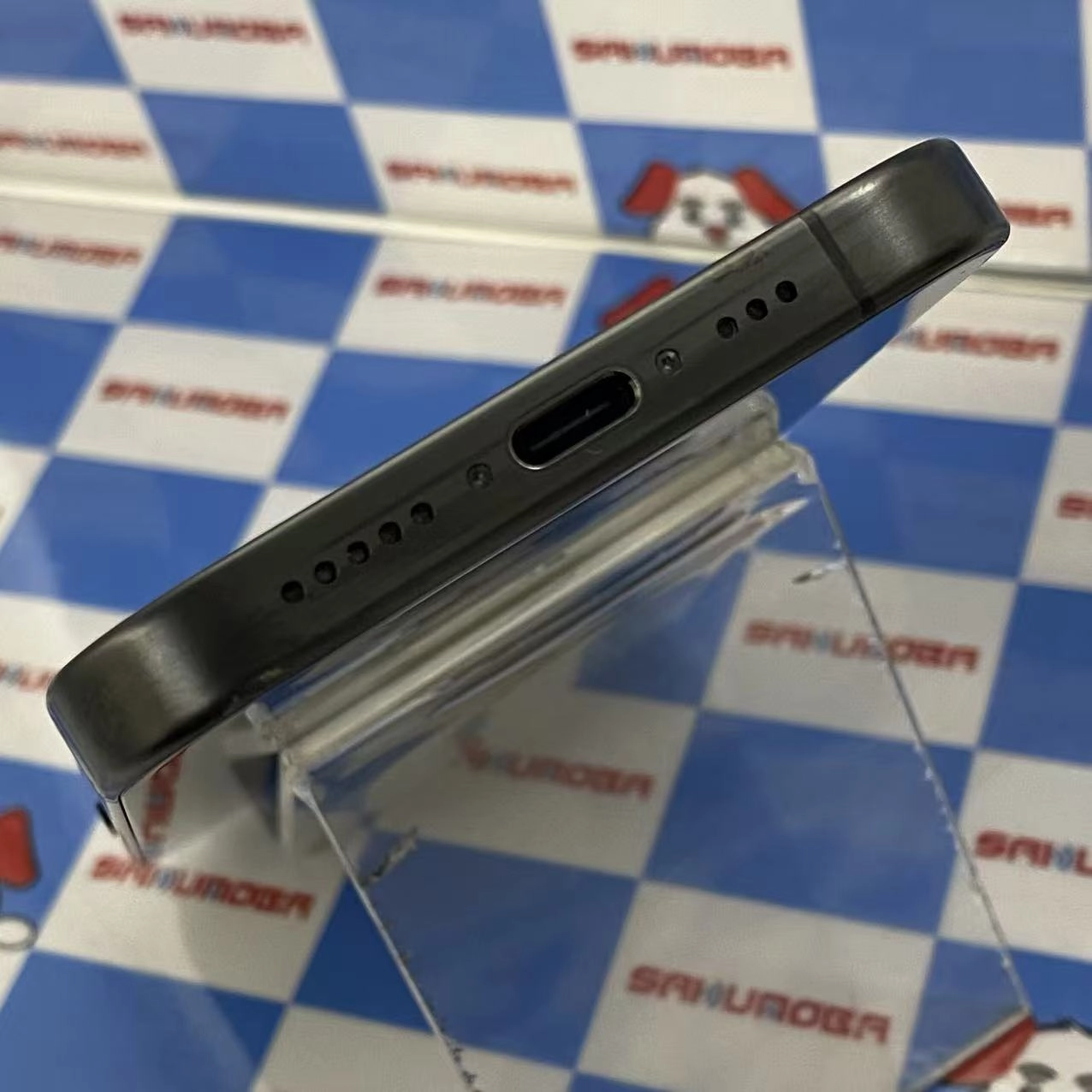 iPhone15 Pro 256GB ブラックチタニウム MTUC3J/A AU版SIMフリー au