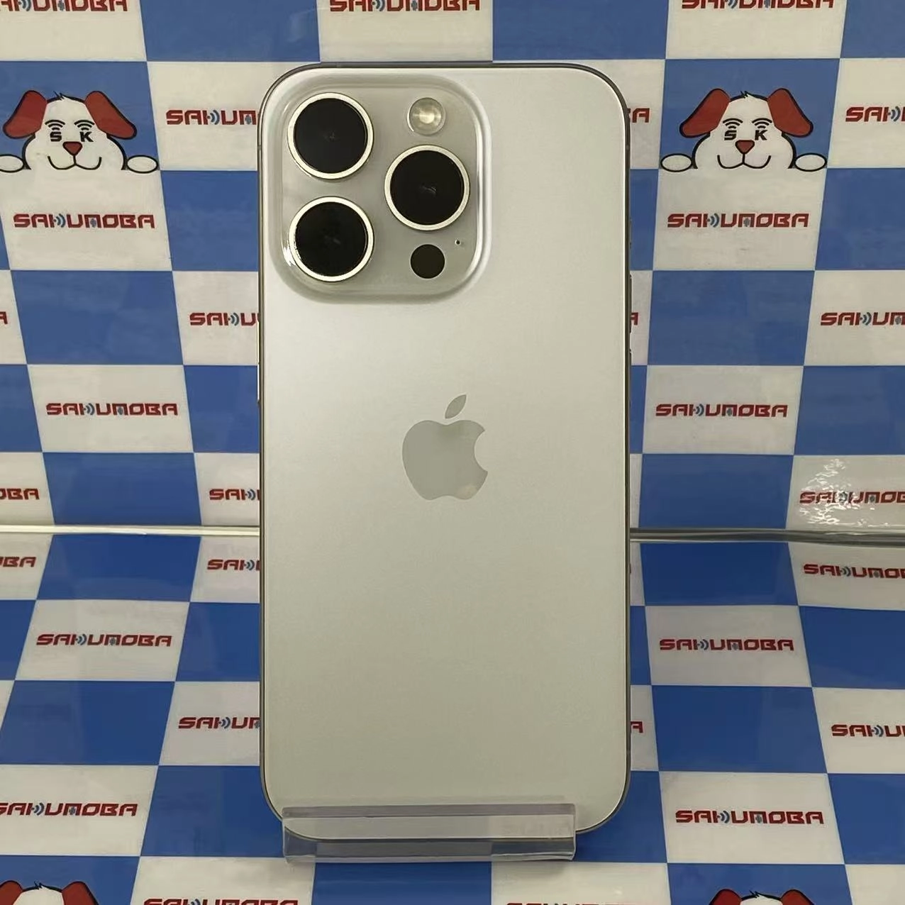 iPhone15 Pro 512GB ホワイトチタニウム MTUJ3J/A AU版SIMフリー au