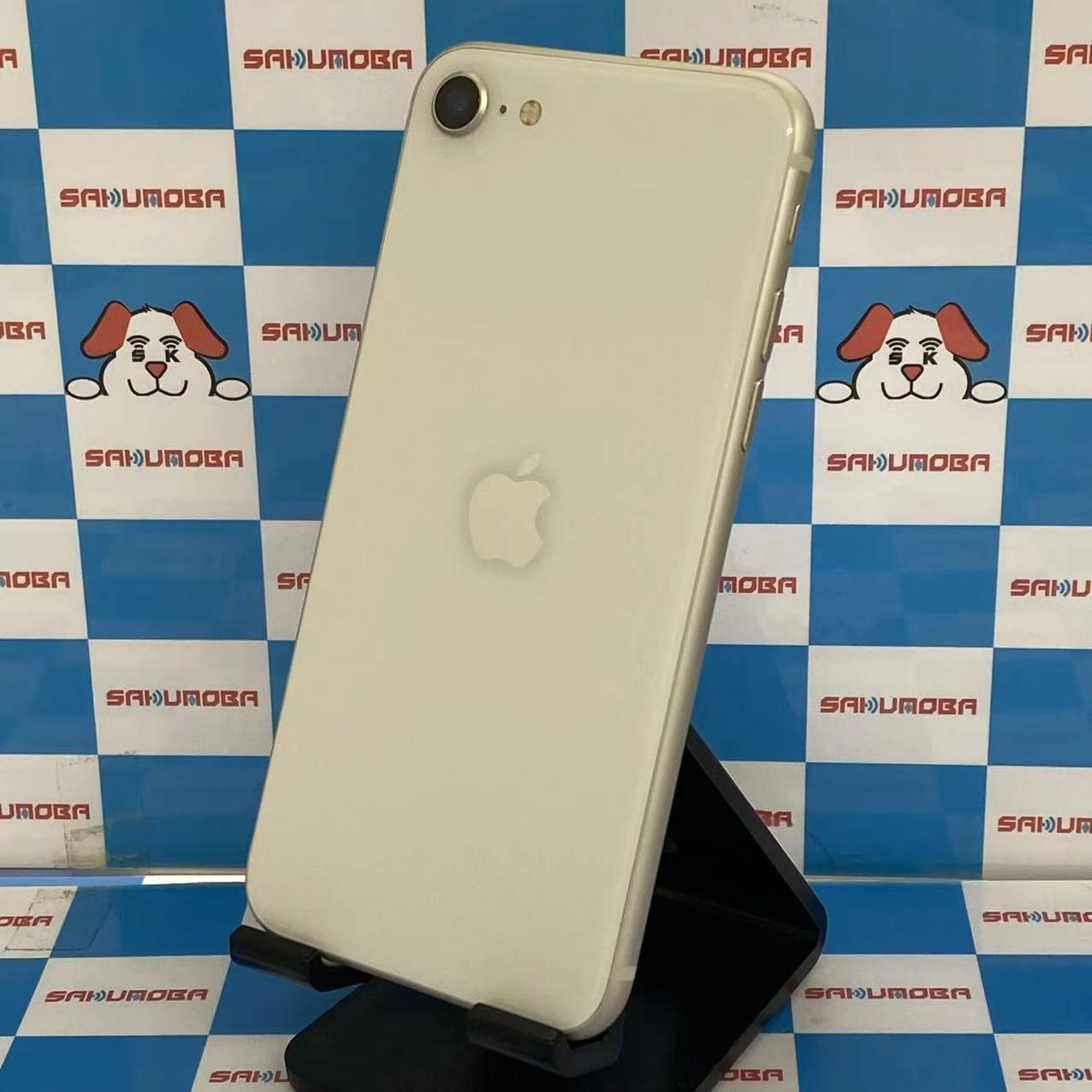 iPhoneSE 第3世代 64GB スターライト MMYD3J/A docomo版SIMフリー