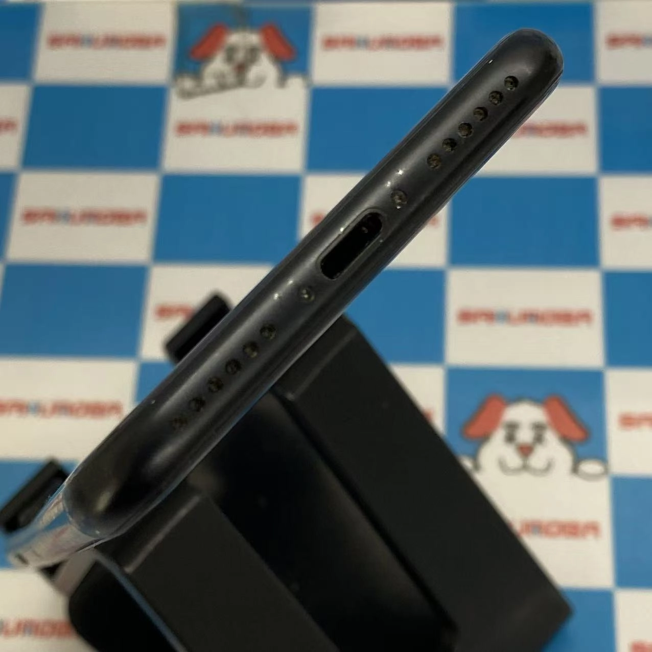 iPhoneSE 第2世代 128GB ブラック MXD02J/A SIMフリー