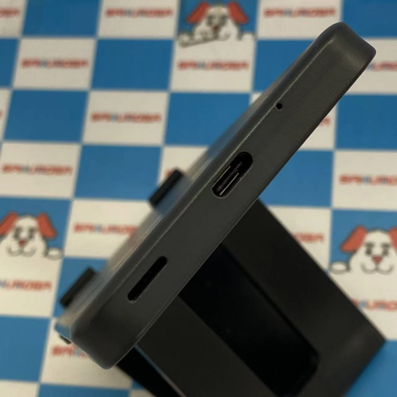 AQUOS wish2 64GB チャコール SHG08 SIMフリー