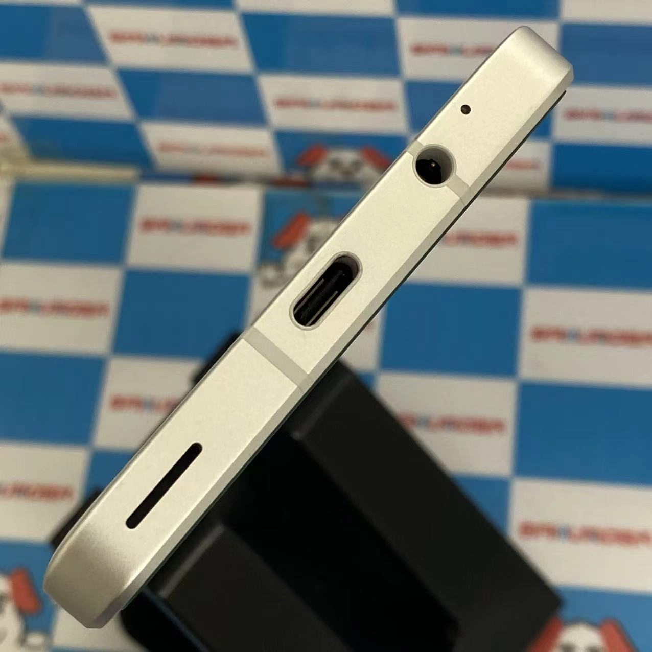 AQUOS sense7 plus 6GB/128GB シルバー A208SH SoftBank版SIMフリー 美品