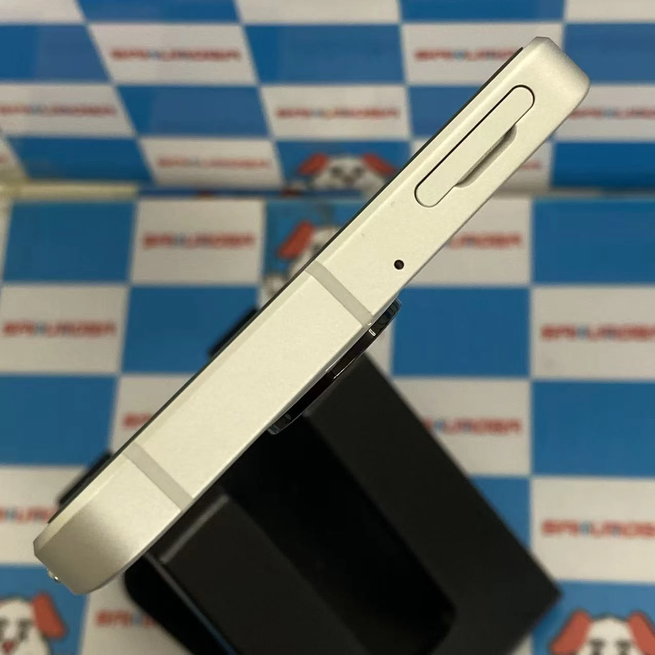 AQUOS sense7 plus 6GB/128GB シルバー A208SH SoftBank版SIMフリー 美品