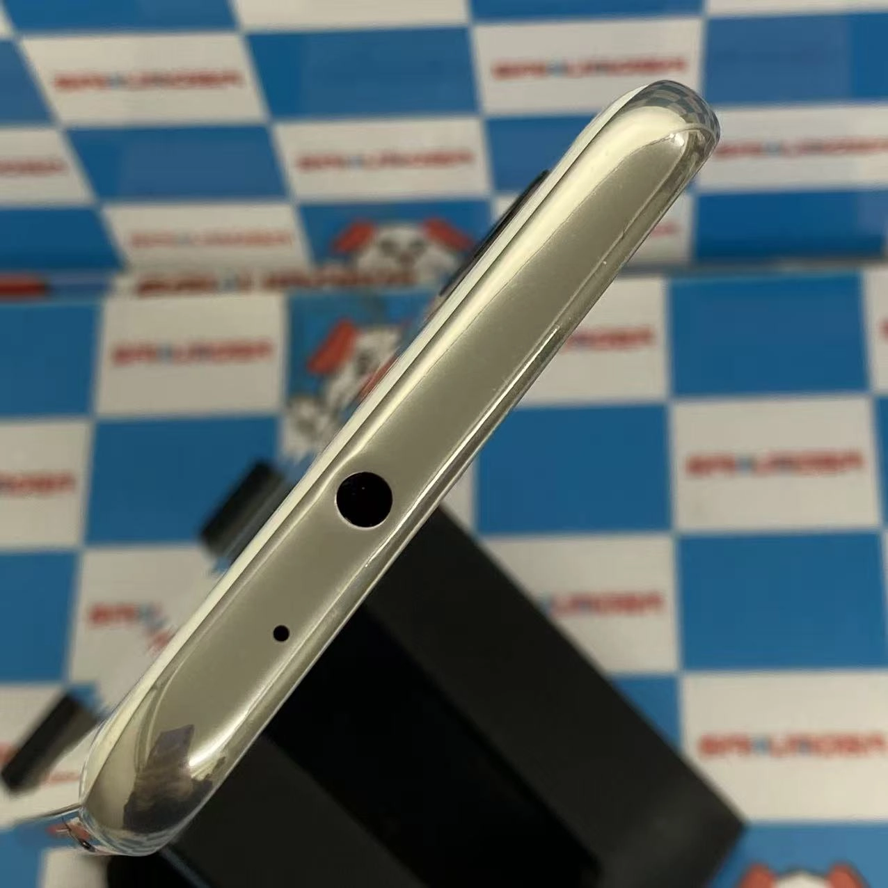 Galaxy A21 64GB ホワイト SCV49 AU版SIMフリー