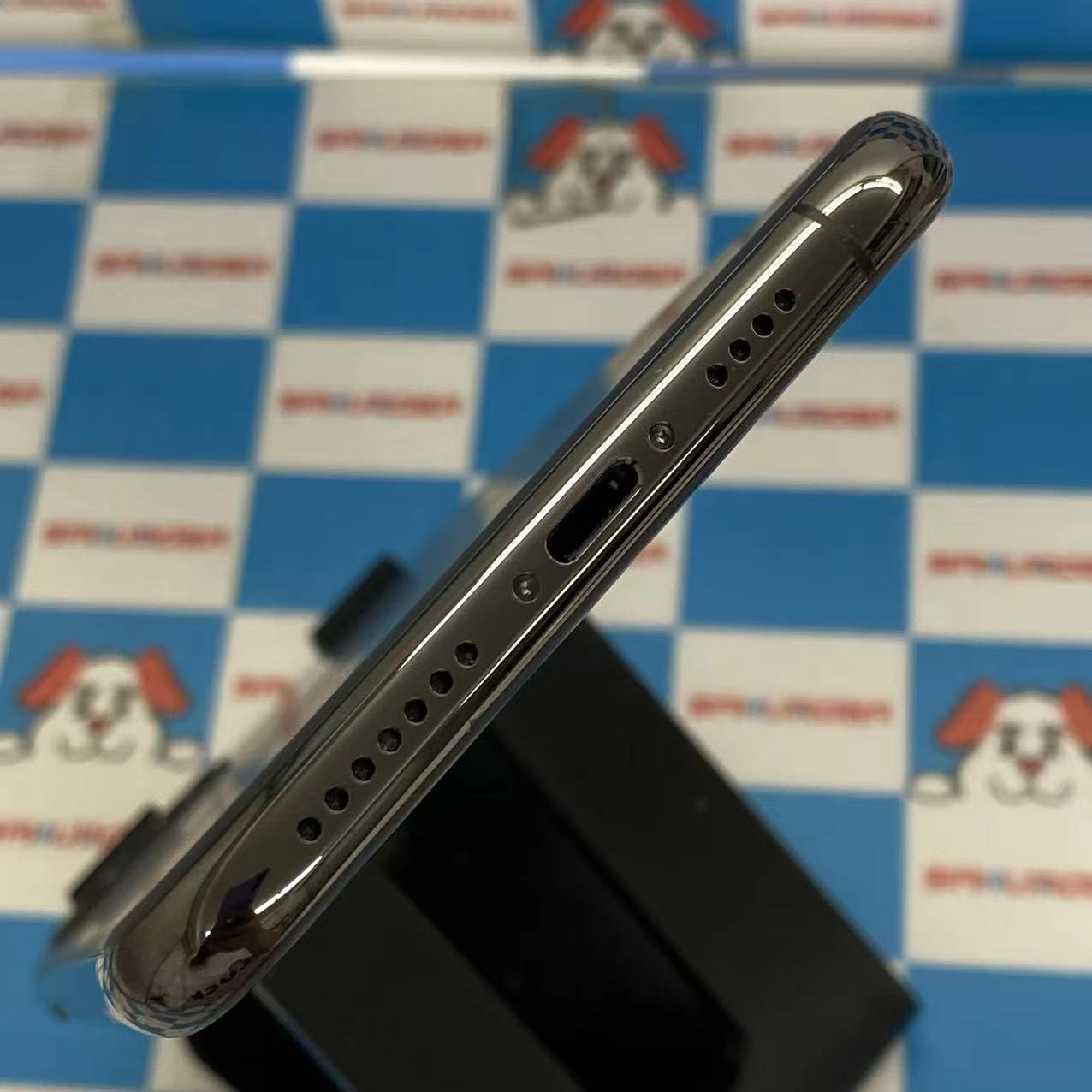 iPhone11 Pro Max 512GB スペースグレイ MWHN2J/A docomo版SIMフリー美品