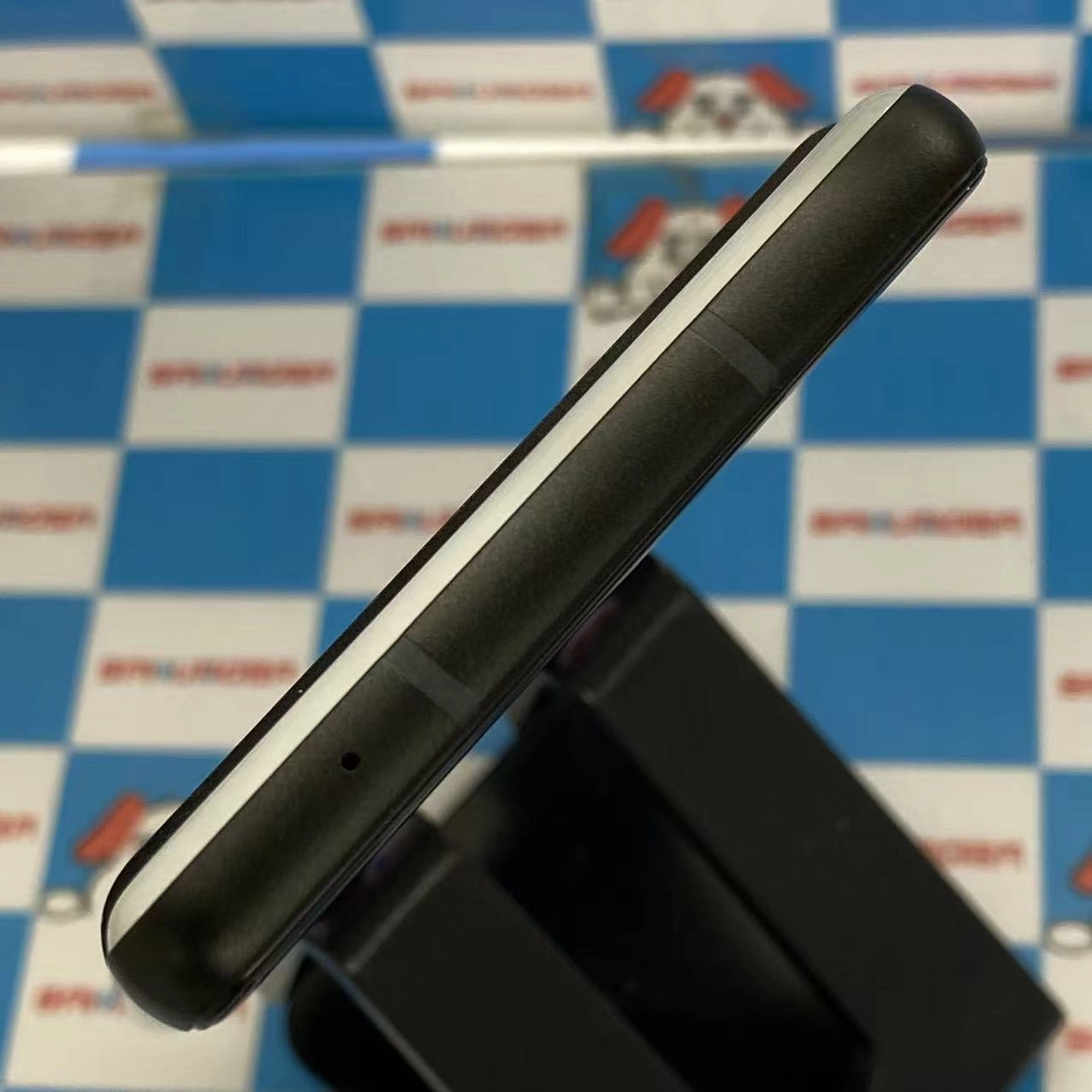 Google Pixel 6a 128GB Chalk GB17L AU版SIMフリー極美品